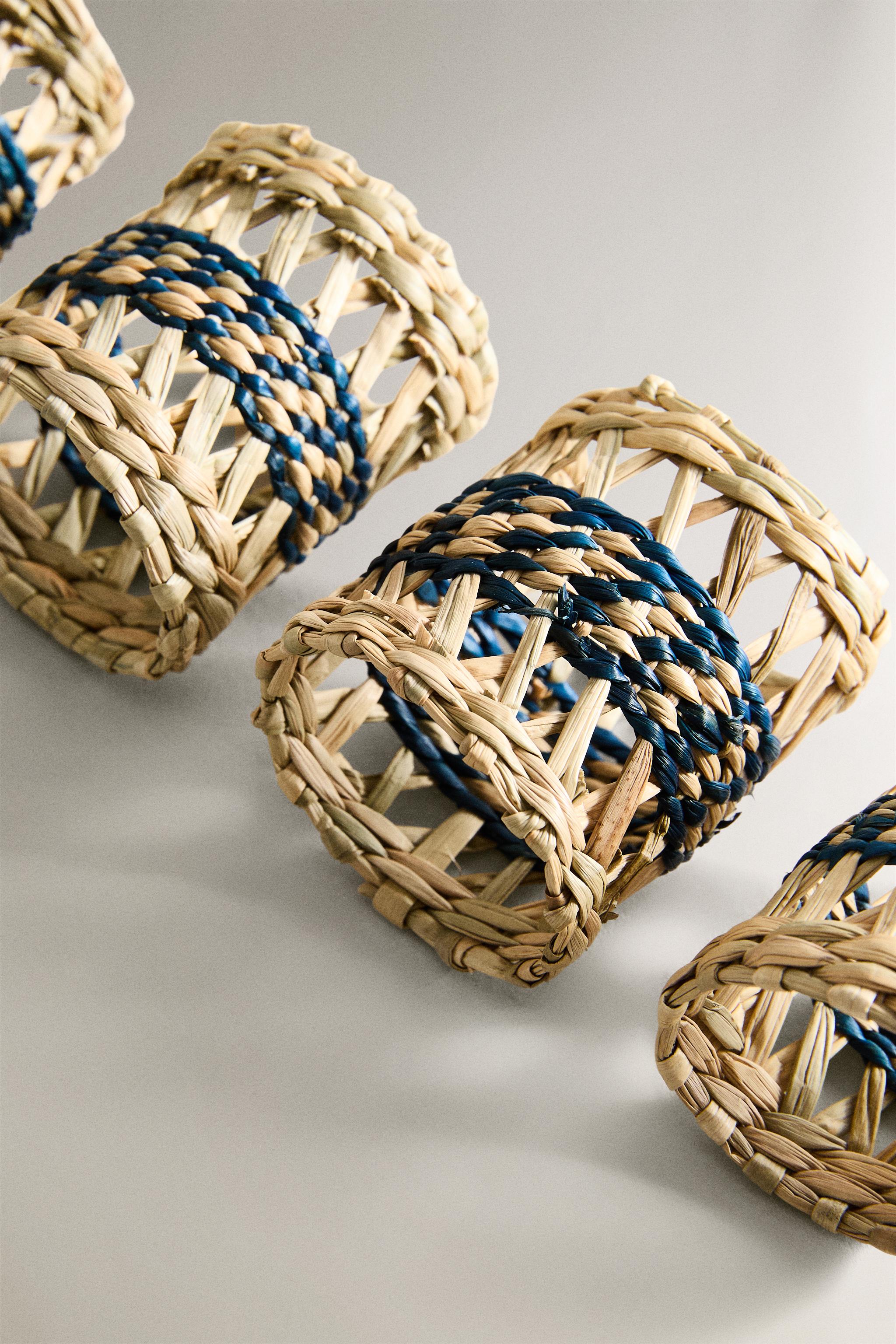 SET OF SEAGRASS NAPKIN RINGS (SET OF 4)
