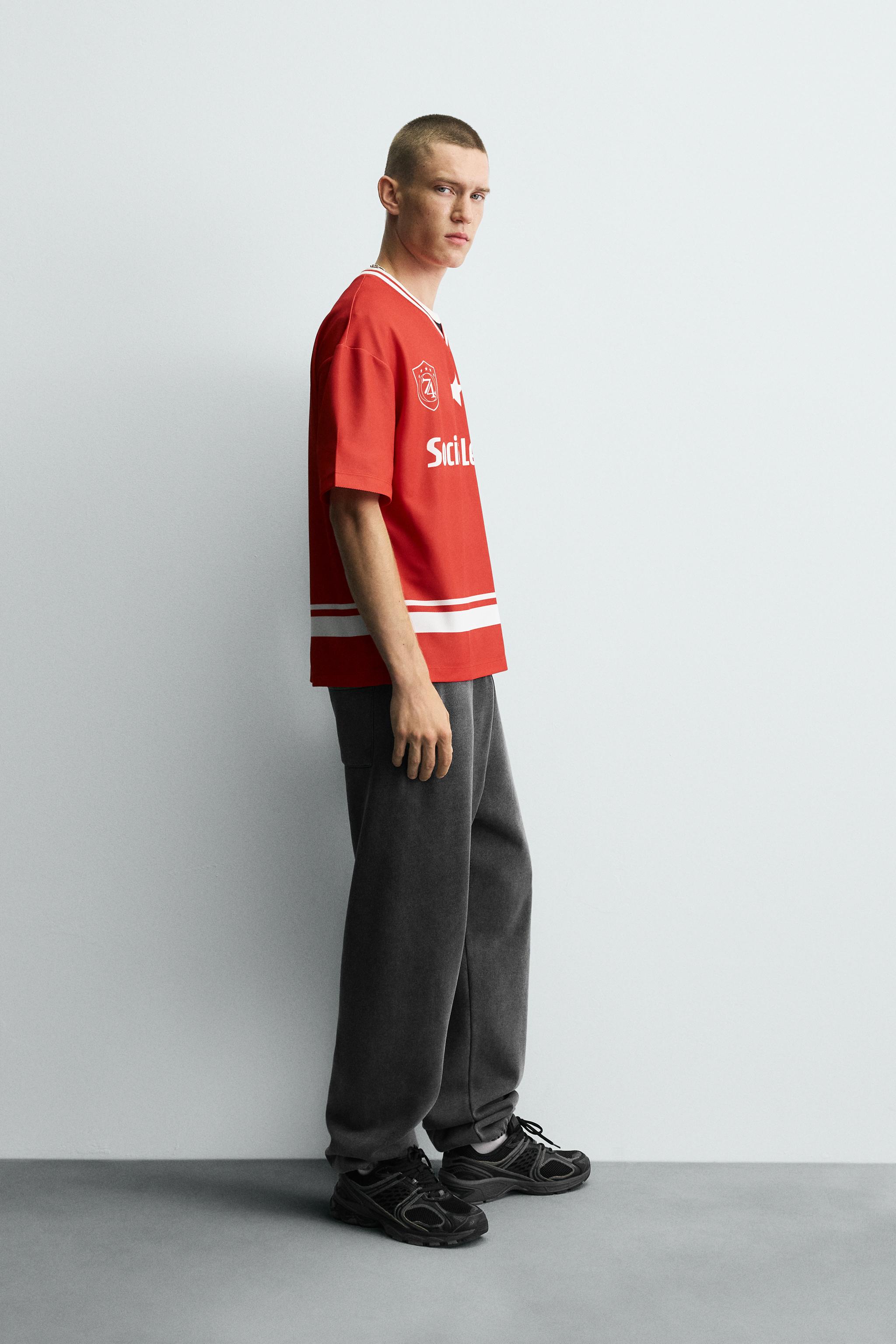 RETRO FOOTBALL PRINT T-SHIRT