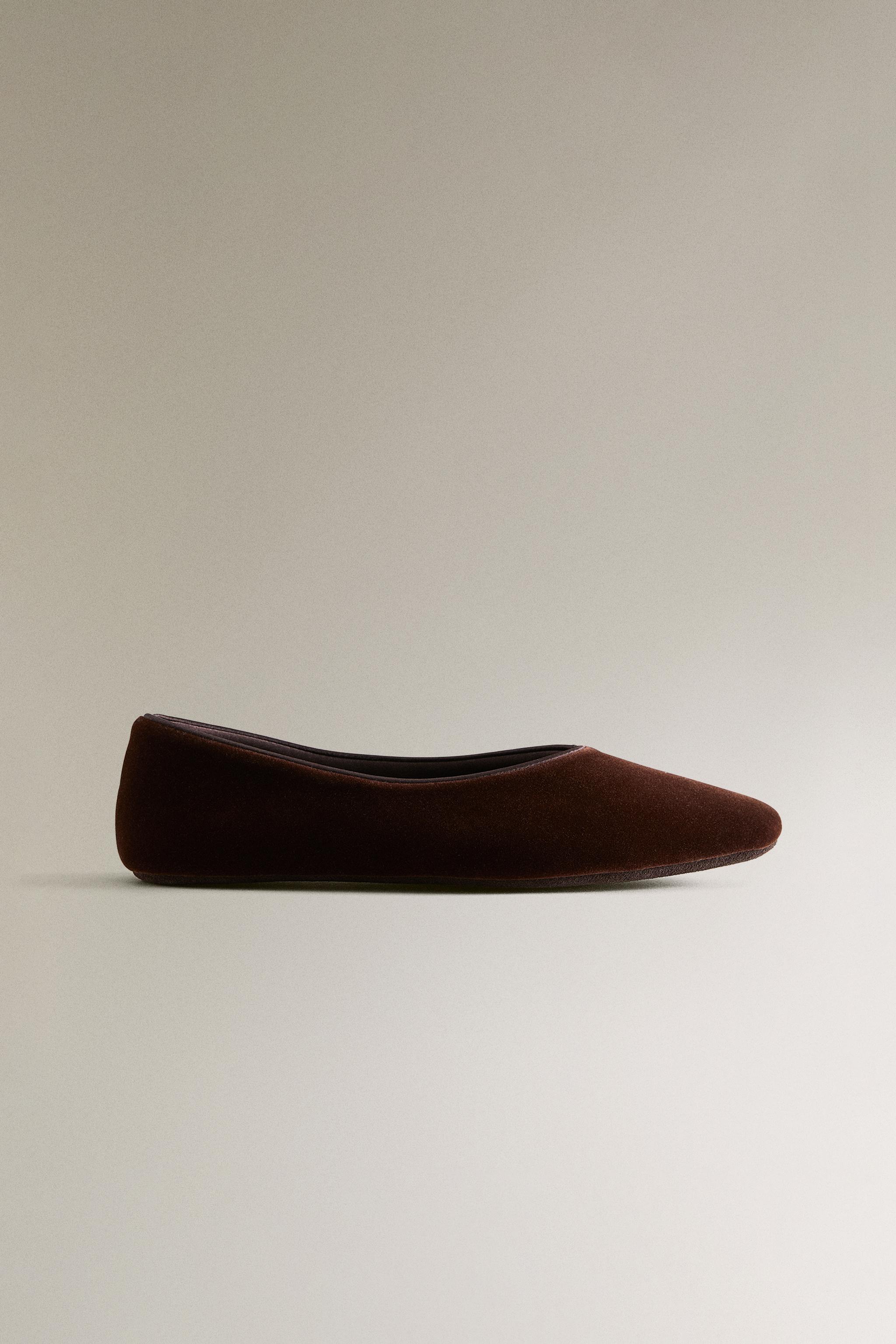 VELVET BALLET FLATS