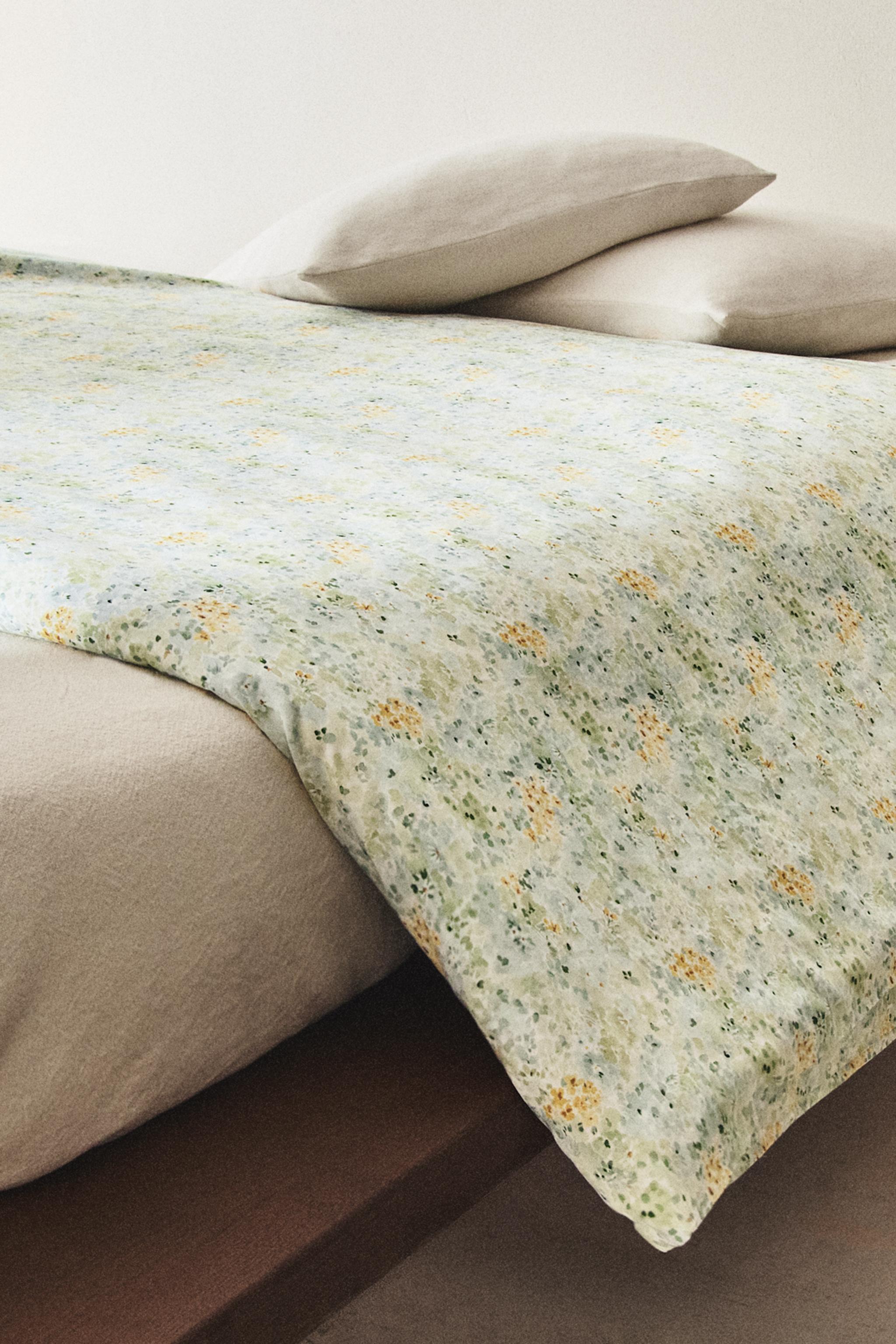 FLORAL PRINT DUVET COVER