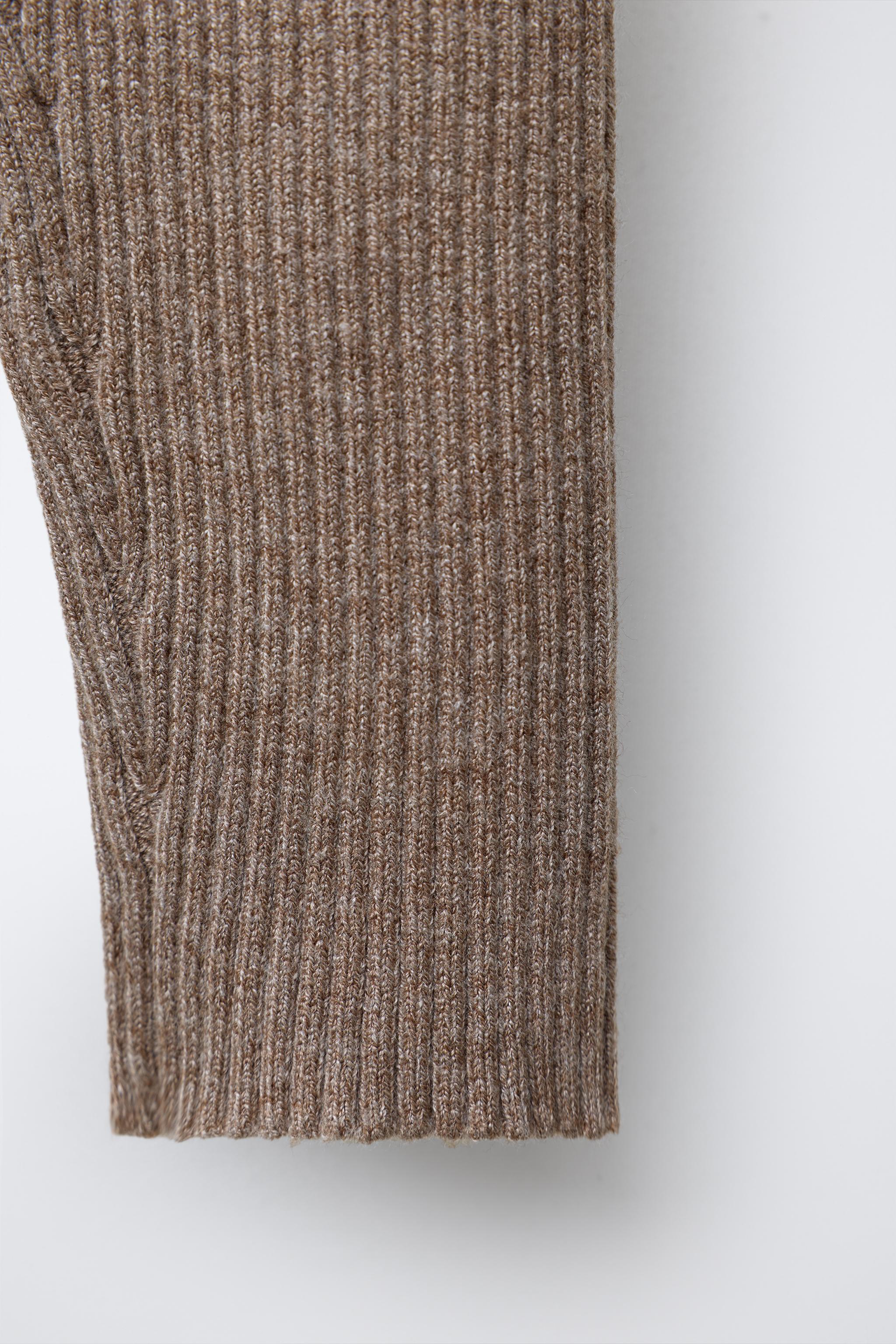 RIBBED KNIT LEGGINGS