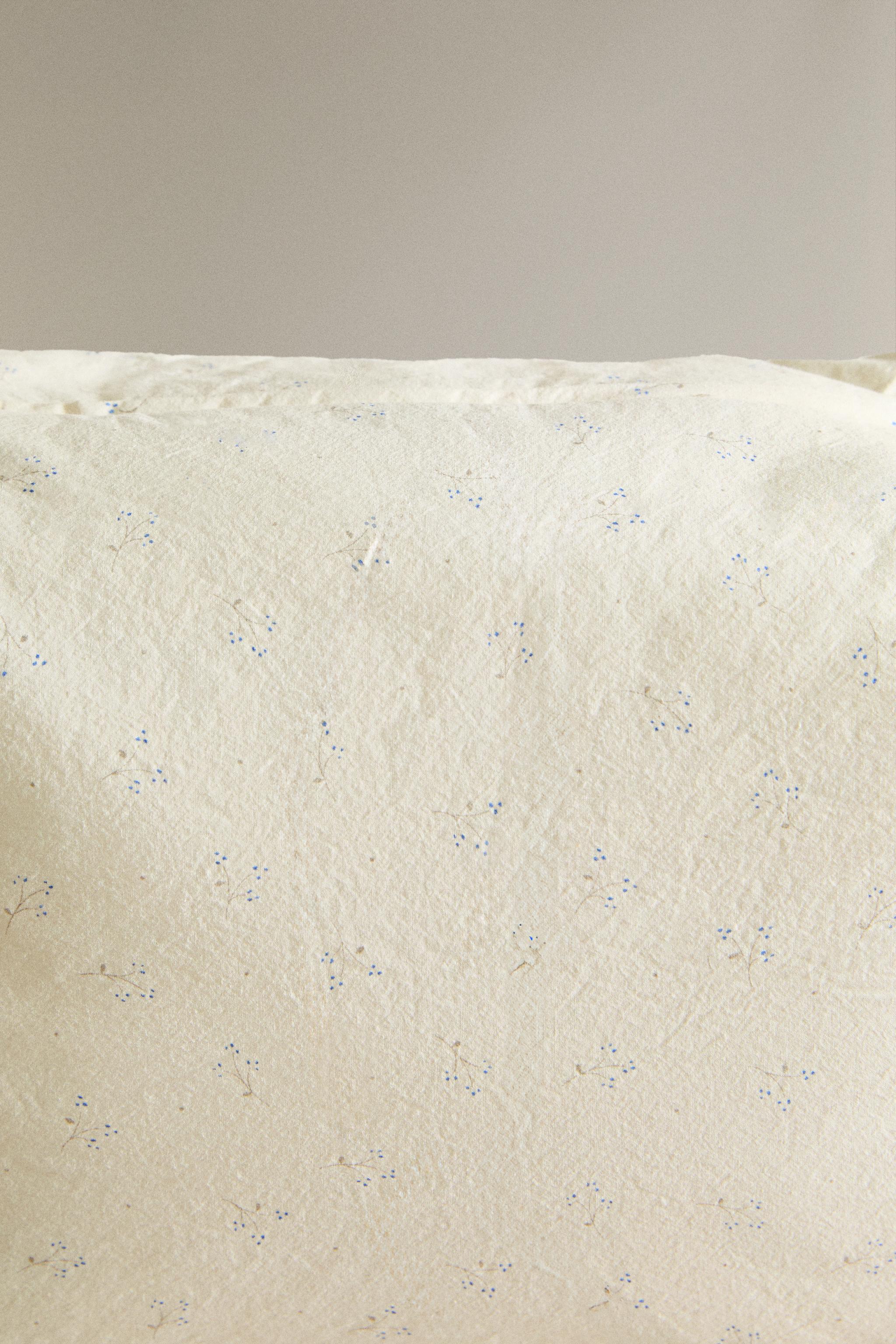 CHILDREN'S LARGE FLORAL COSMETIC BAG