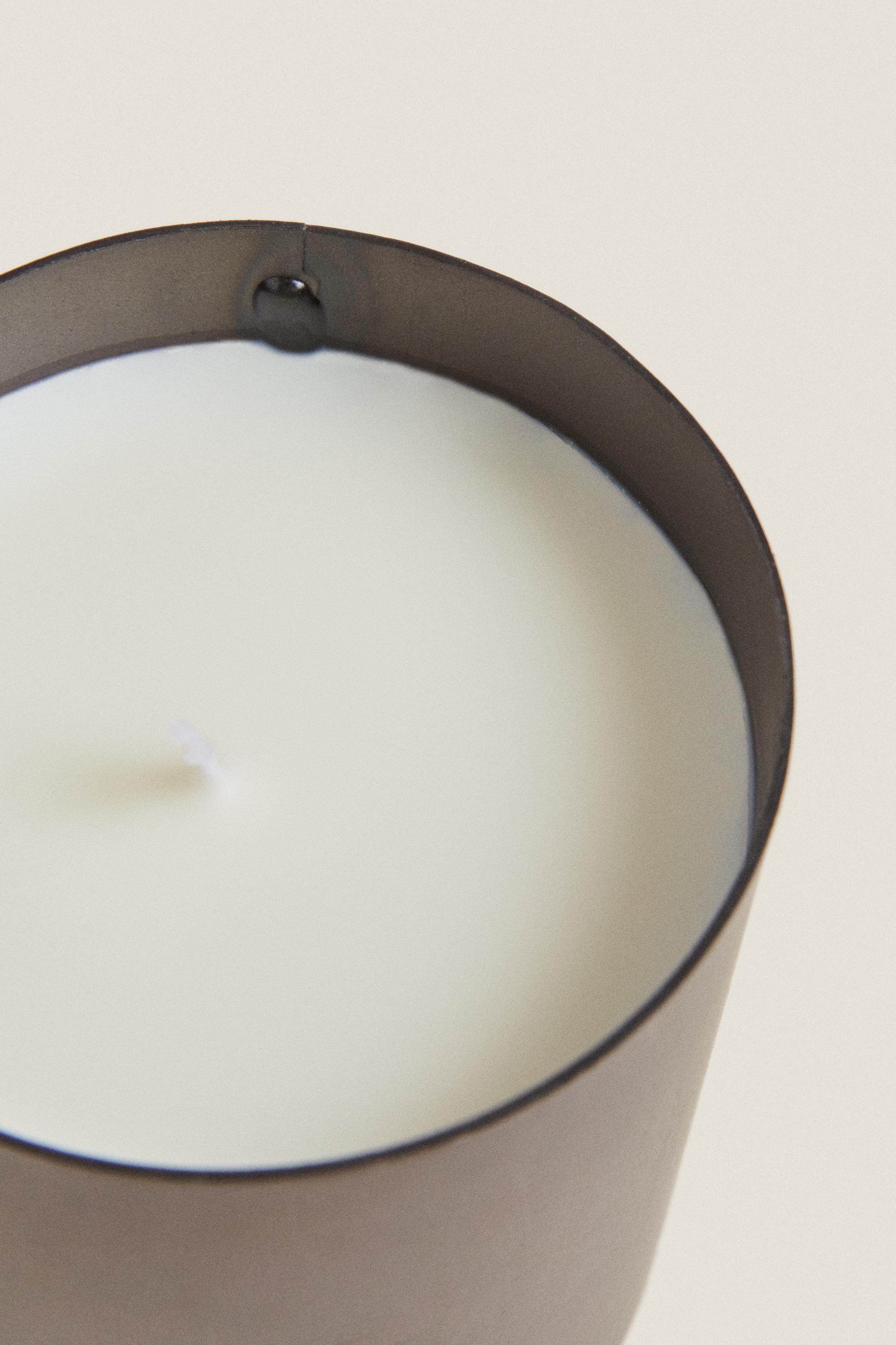 (300 G) SIGNATURE COLLECTION I SCENTED CANDLE