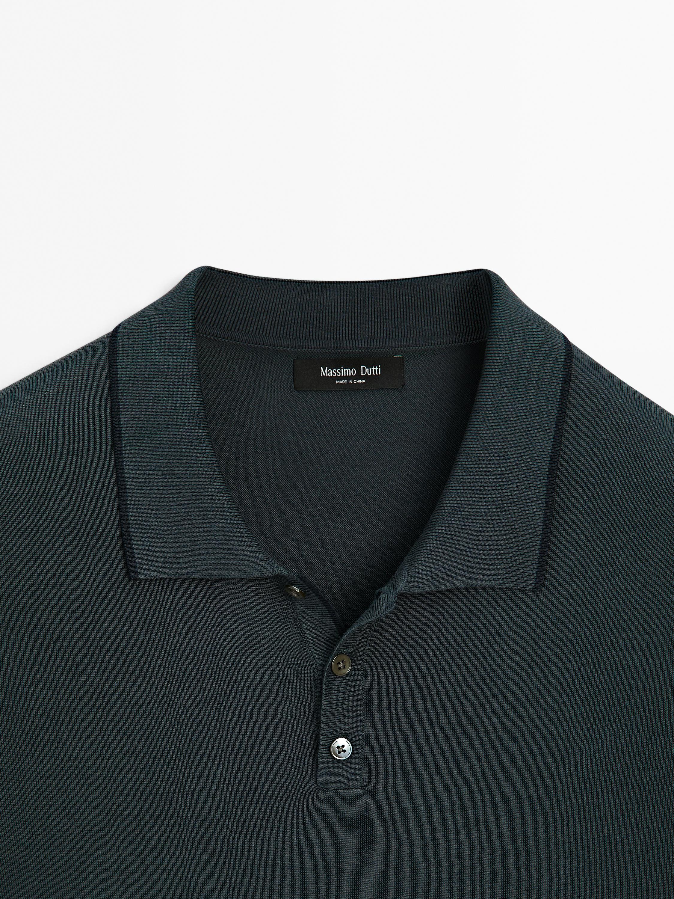 Knit polo shirt with coloured collar detail