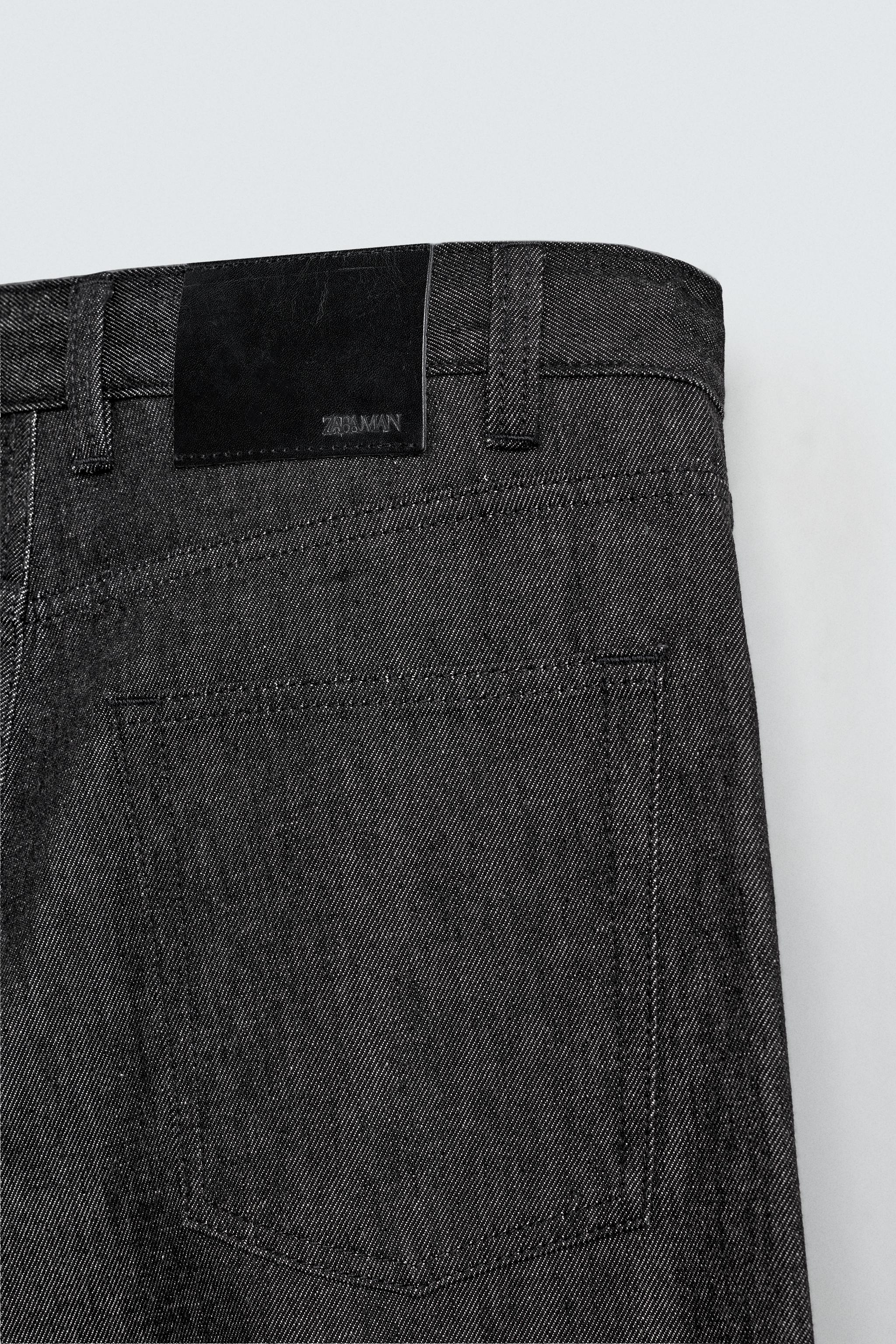 RELAXED FLARE FIT JEANS