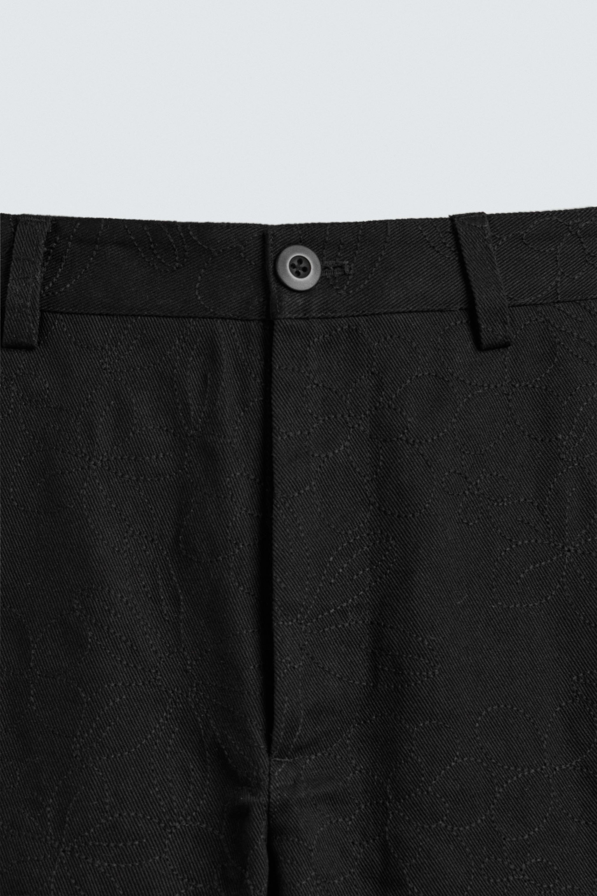 FLORAL EMBROIDERY PANTS