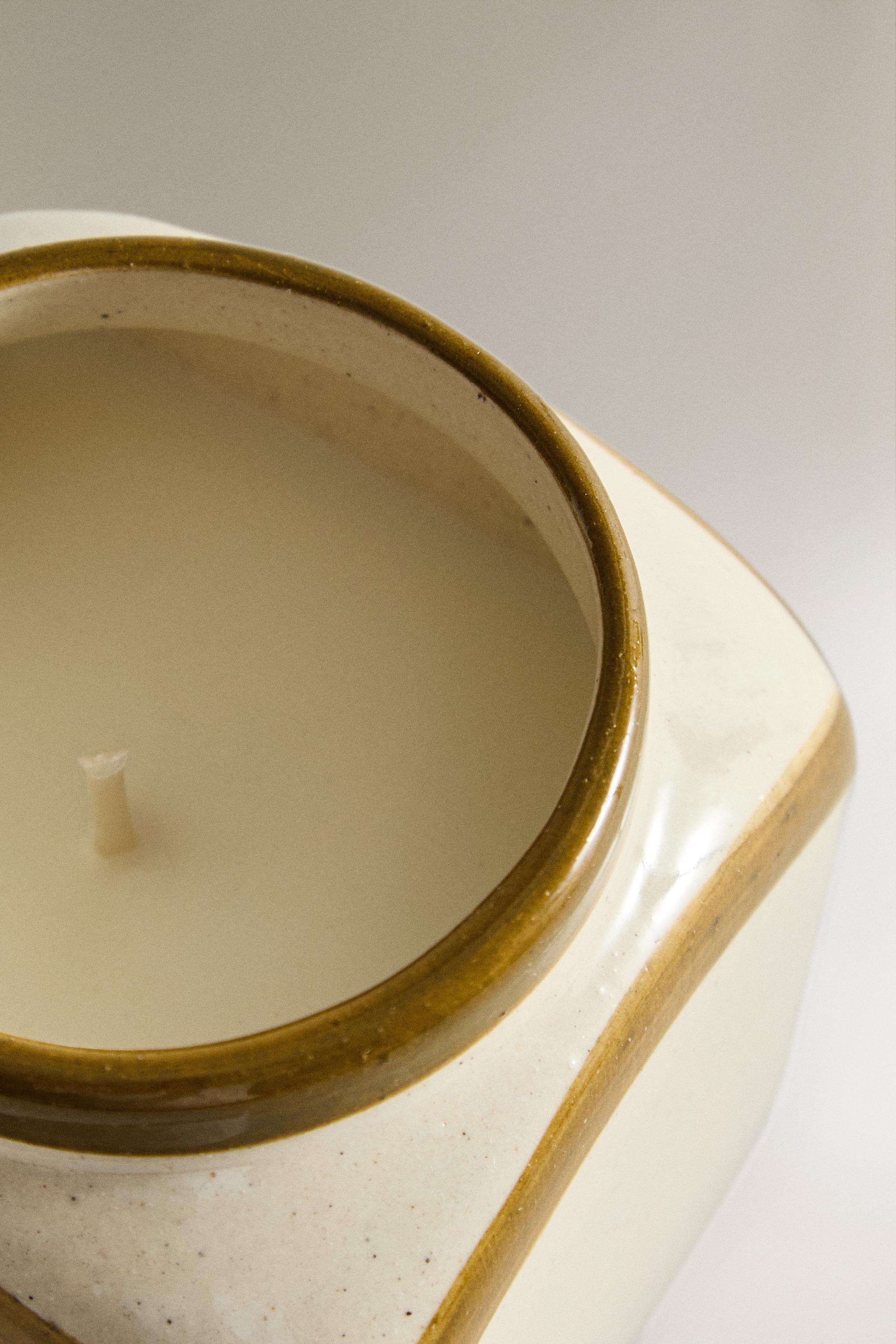 (320 G) OREGANO SCENTED CANDLE