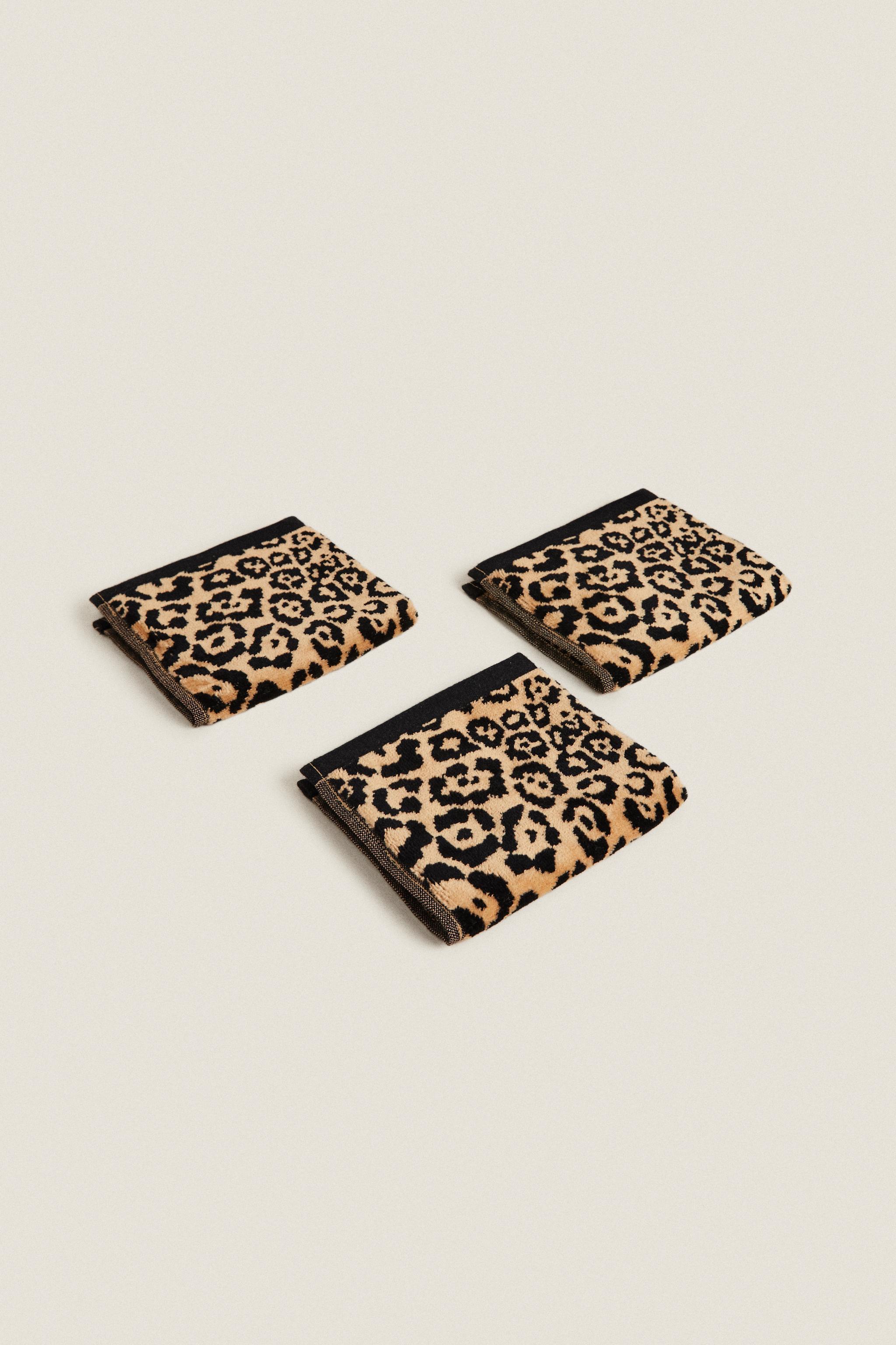 SET OF ANIMAL PRINT VELOUR HAND TOWELS (SET OF 3)