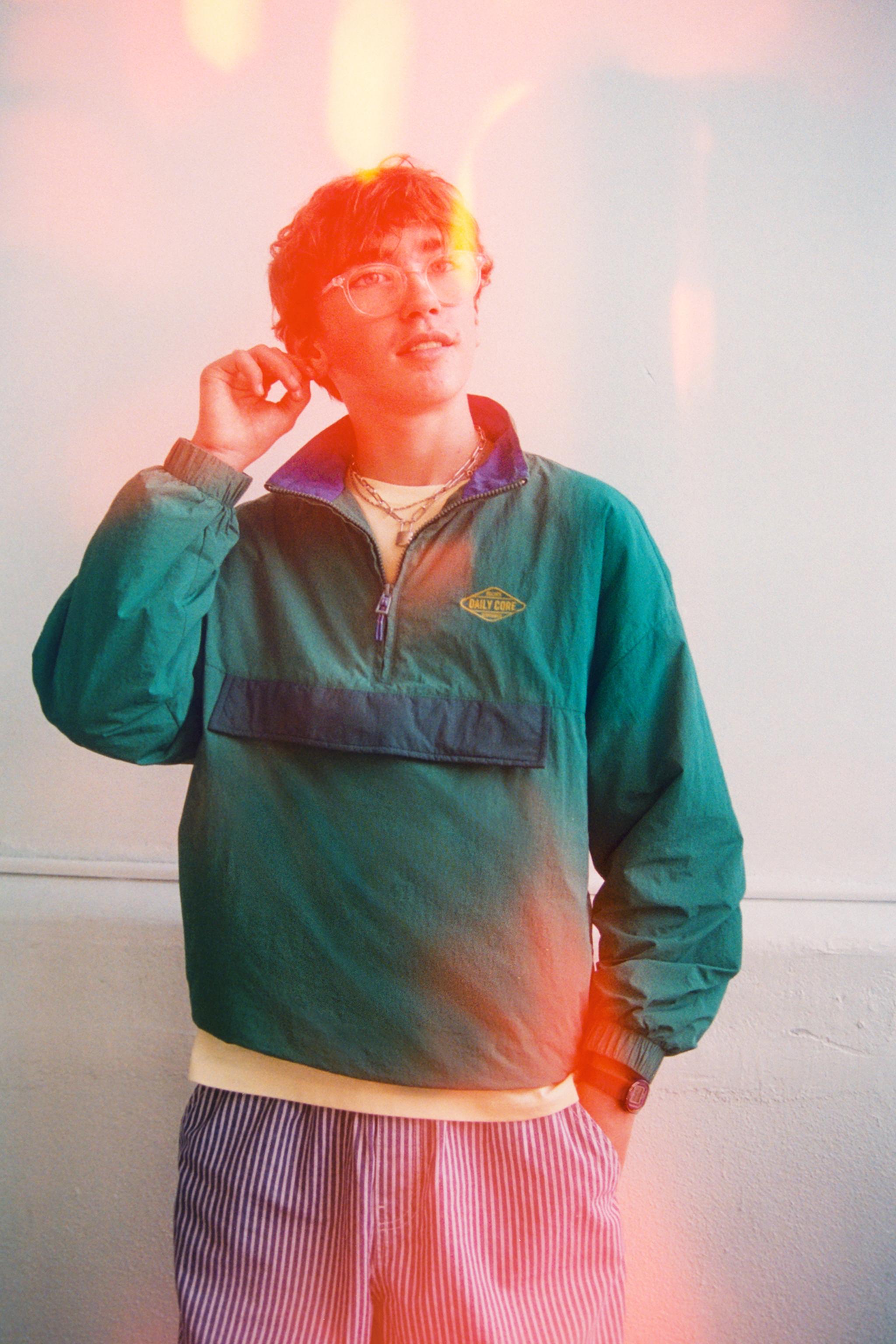 TECHNICAL POUCH POCKET SWEATSHIRT