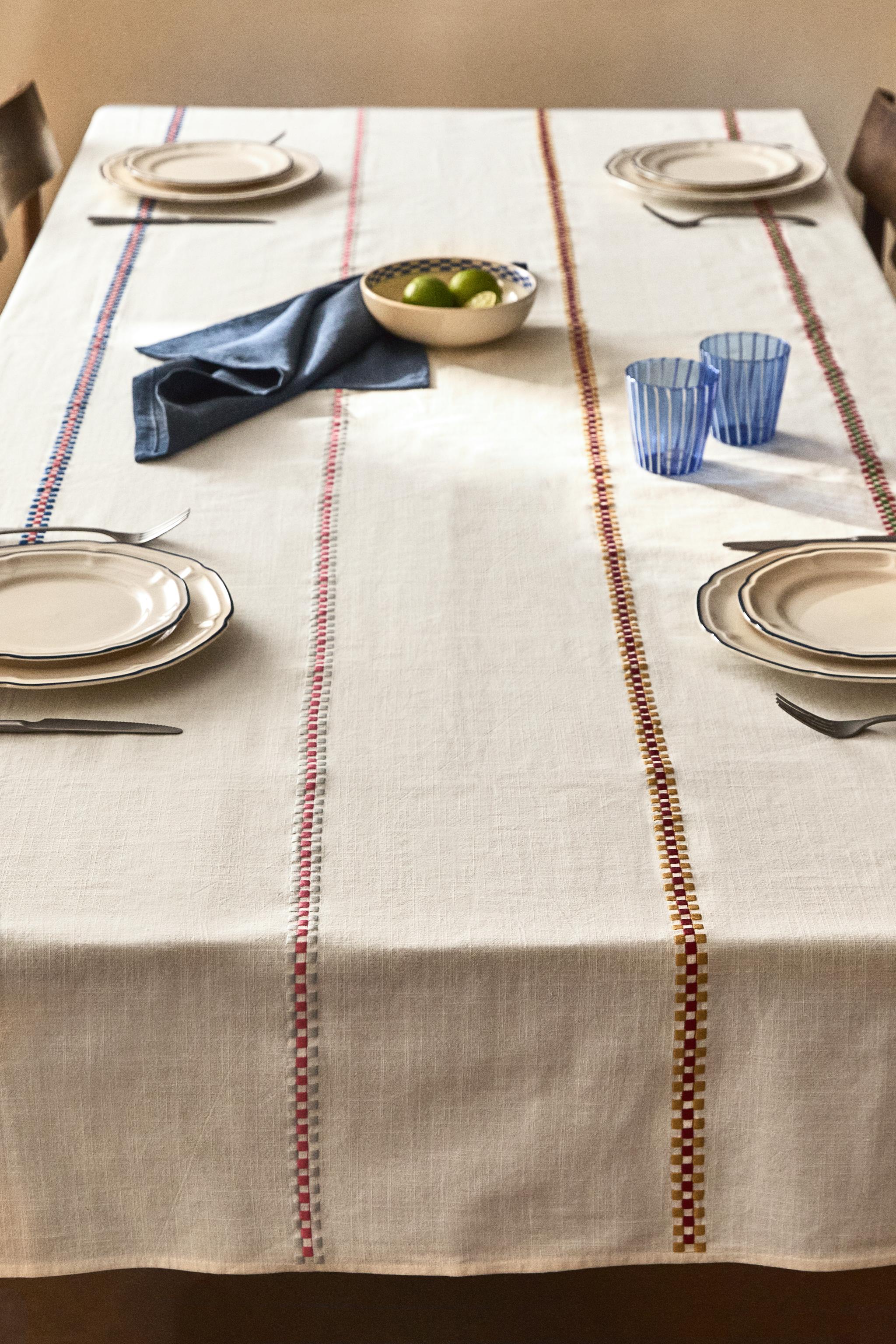 MULTICOLORED EMBROIDERED COTTON TABLECLOTH