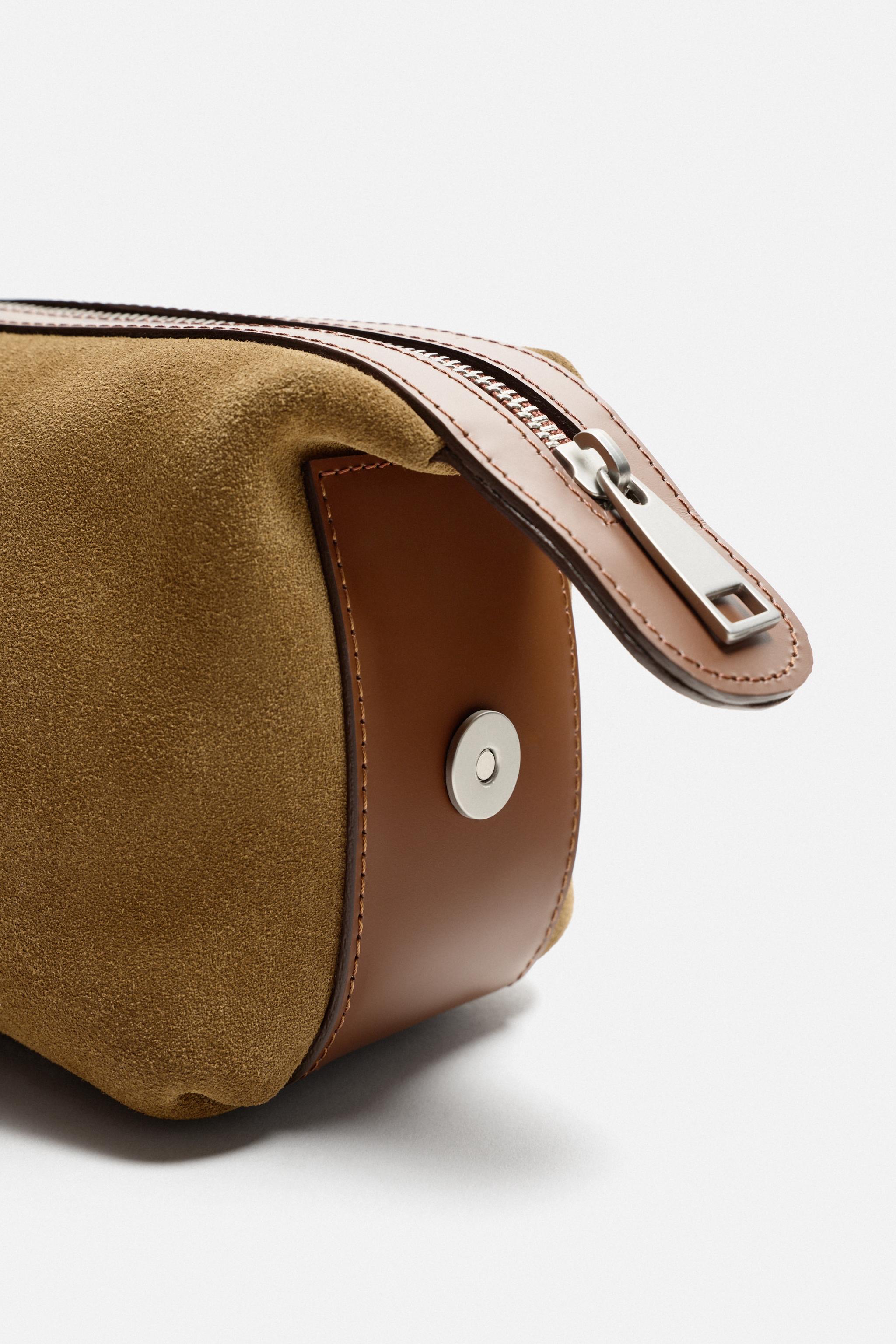 LEATHER TOILETRY BAG
