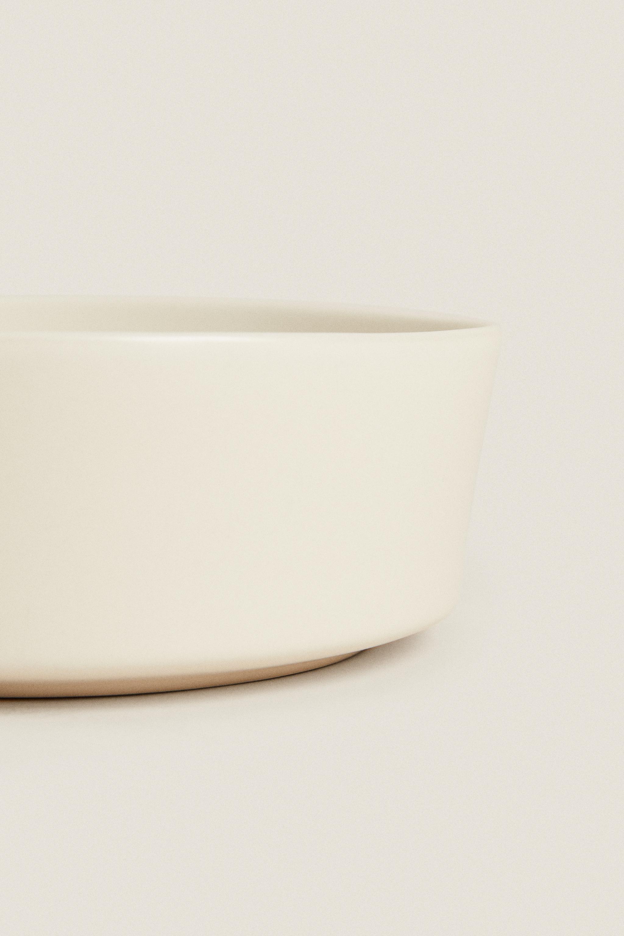 STONEWARE PET FOOD BOWL