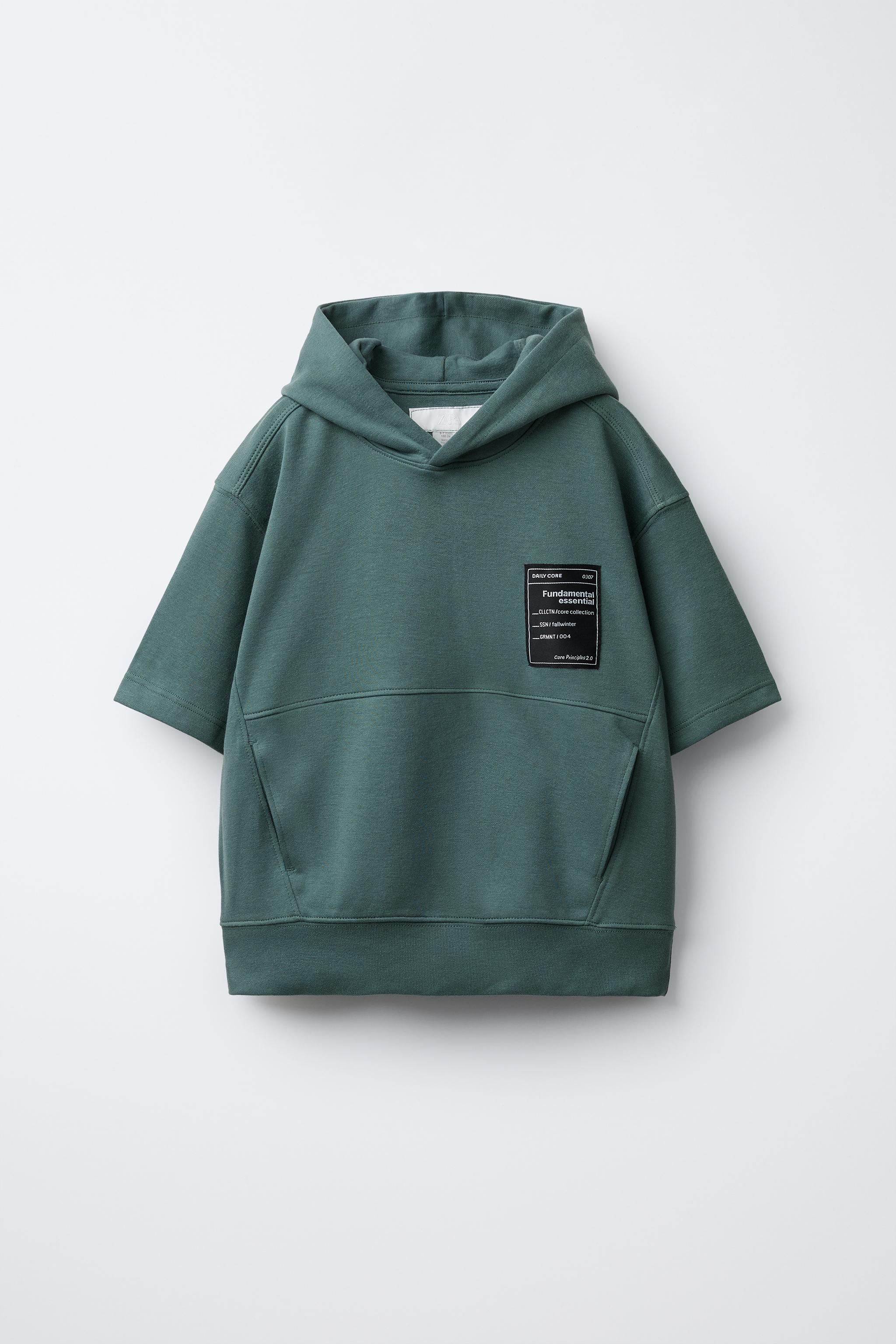 SHORT SLEEVE HOODIE AND INTERLOCK BERMUDA SET