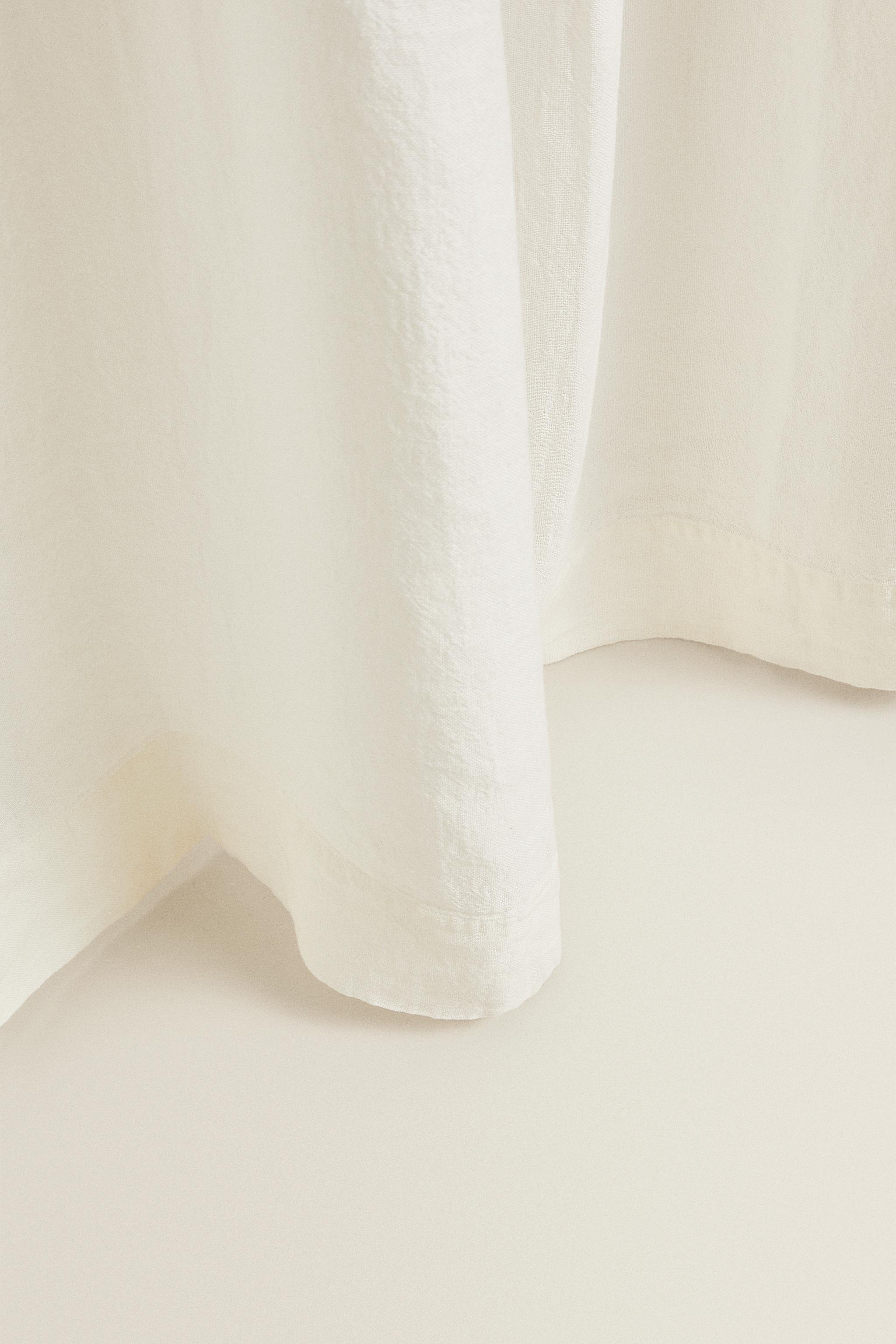 HIGH OPACITY WHITE LINEN CURTAIN