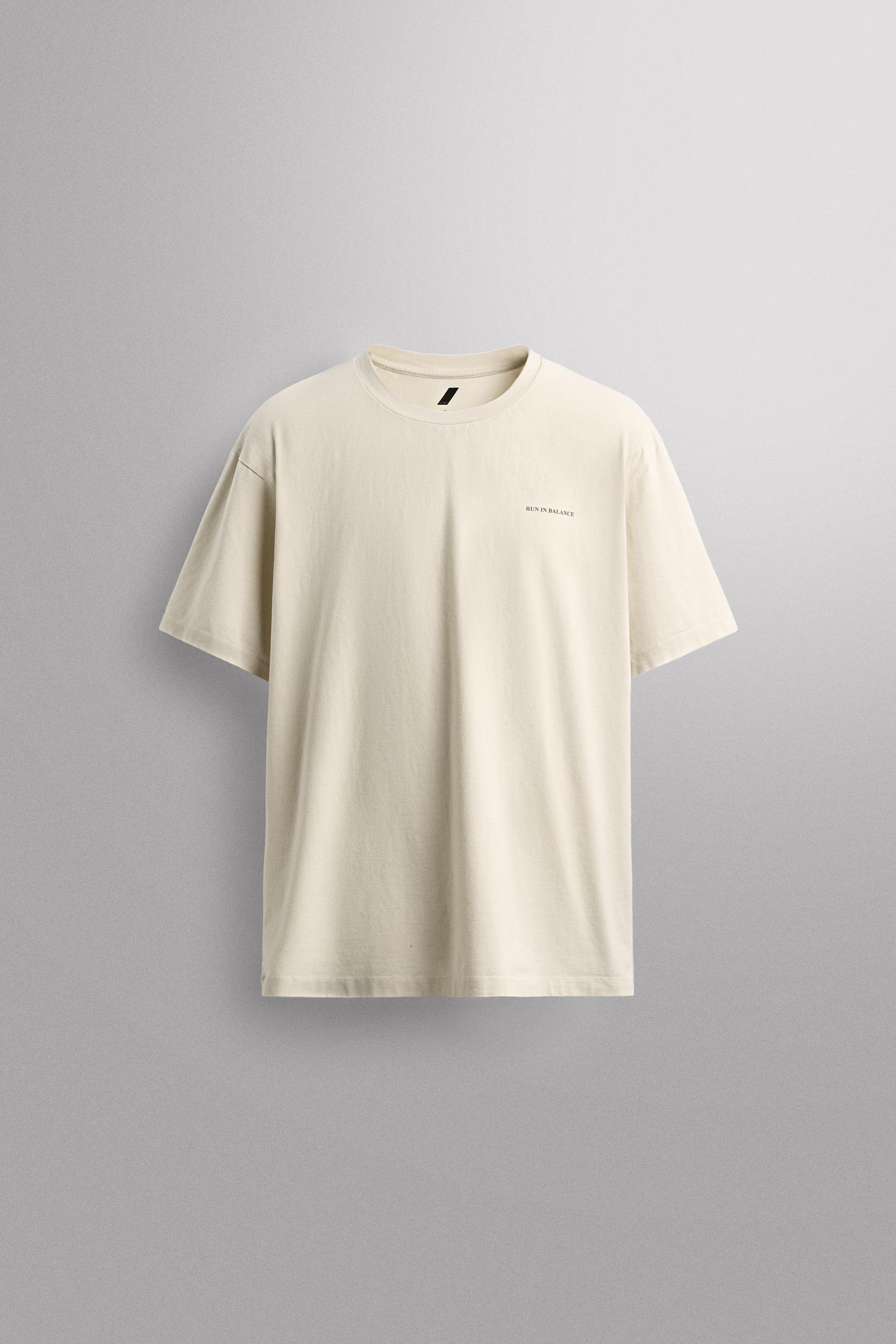 GRAPHIC PRINT T-SHIRT