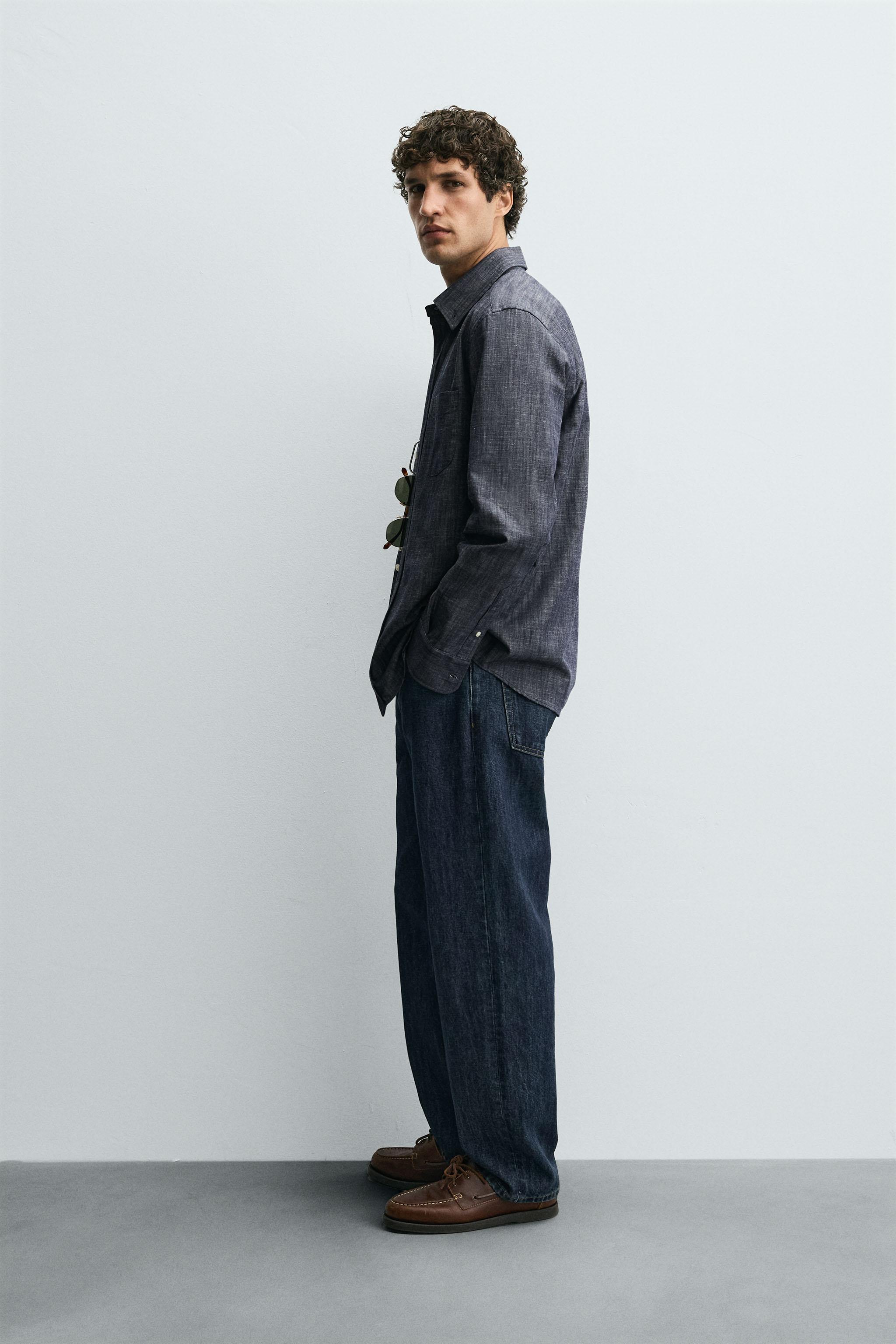 REGULAR FIT BUTTON-DOWN COLLAR SHIRT