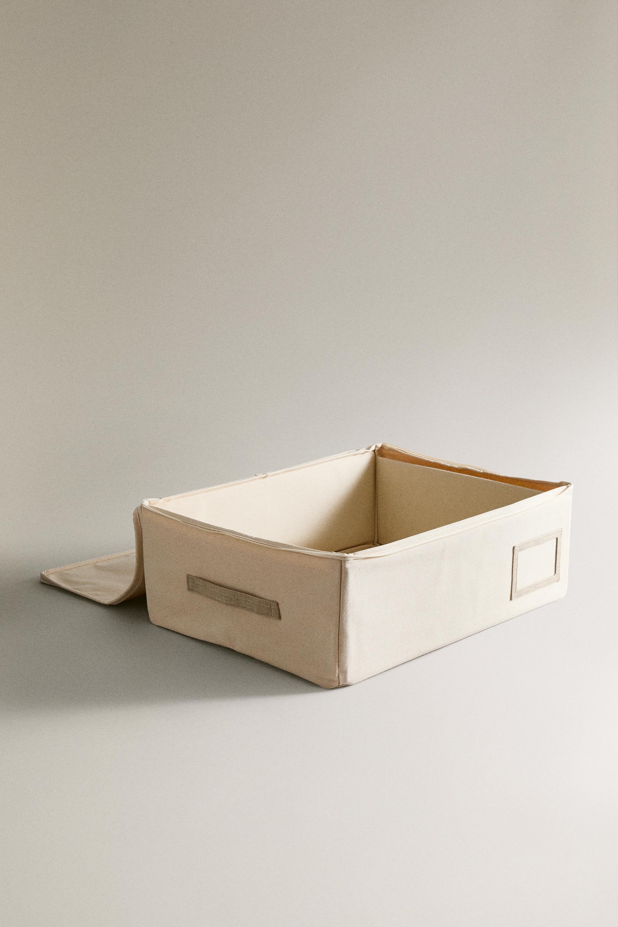 MEDIUM WARDROBE ORGANIZER BOX