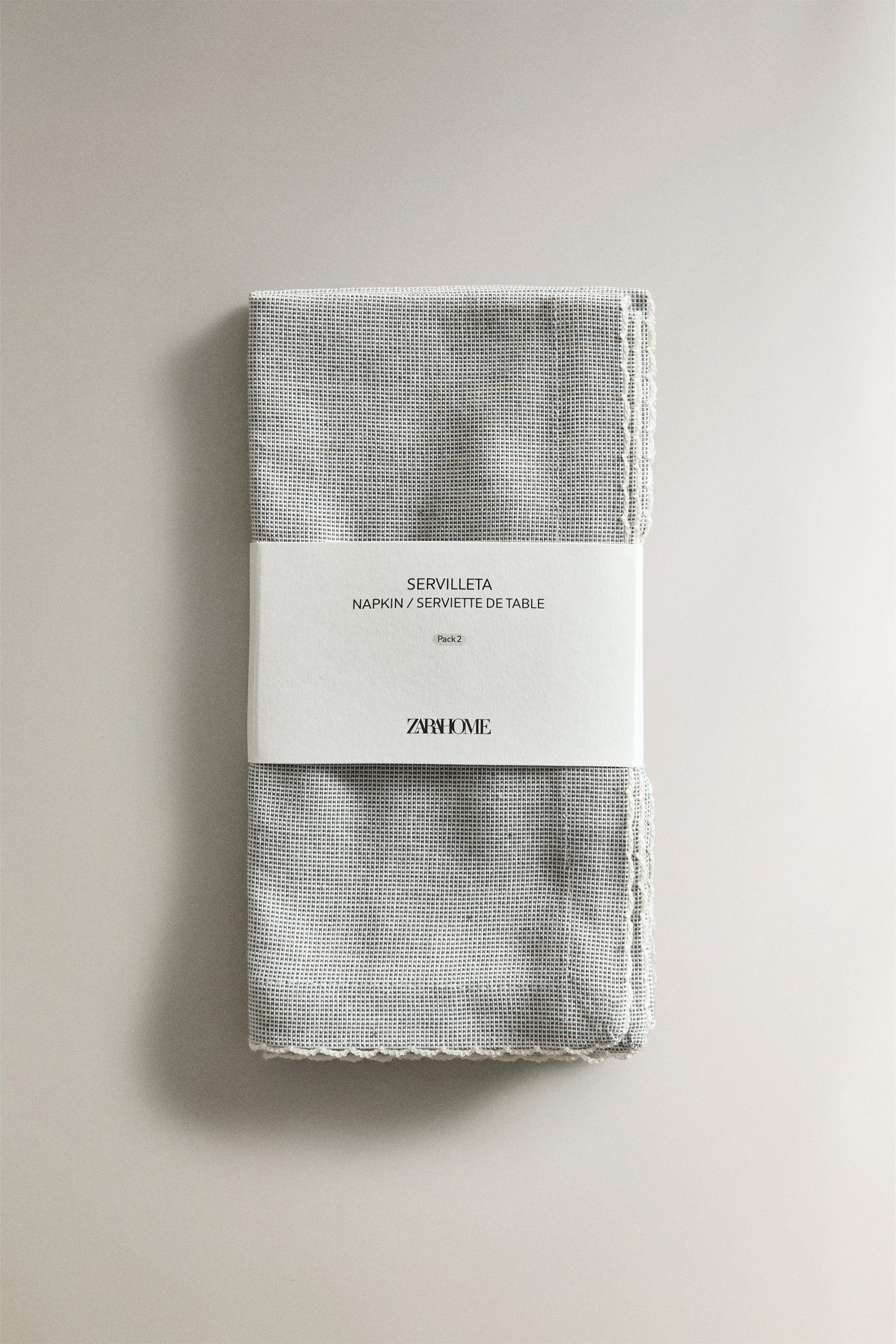 SET OF SCALLOPED NAPKINS (SET OF 2)