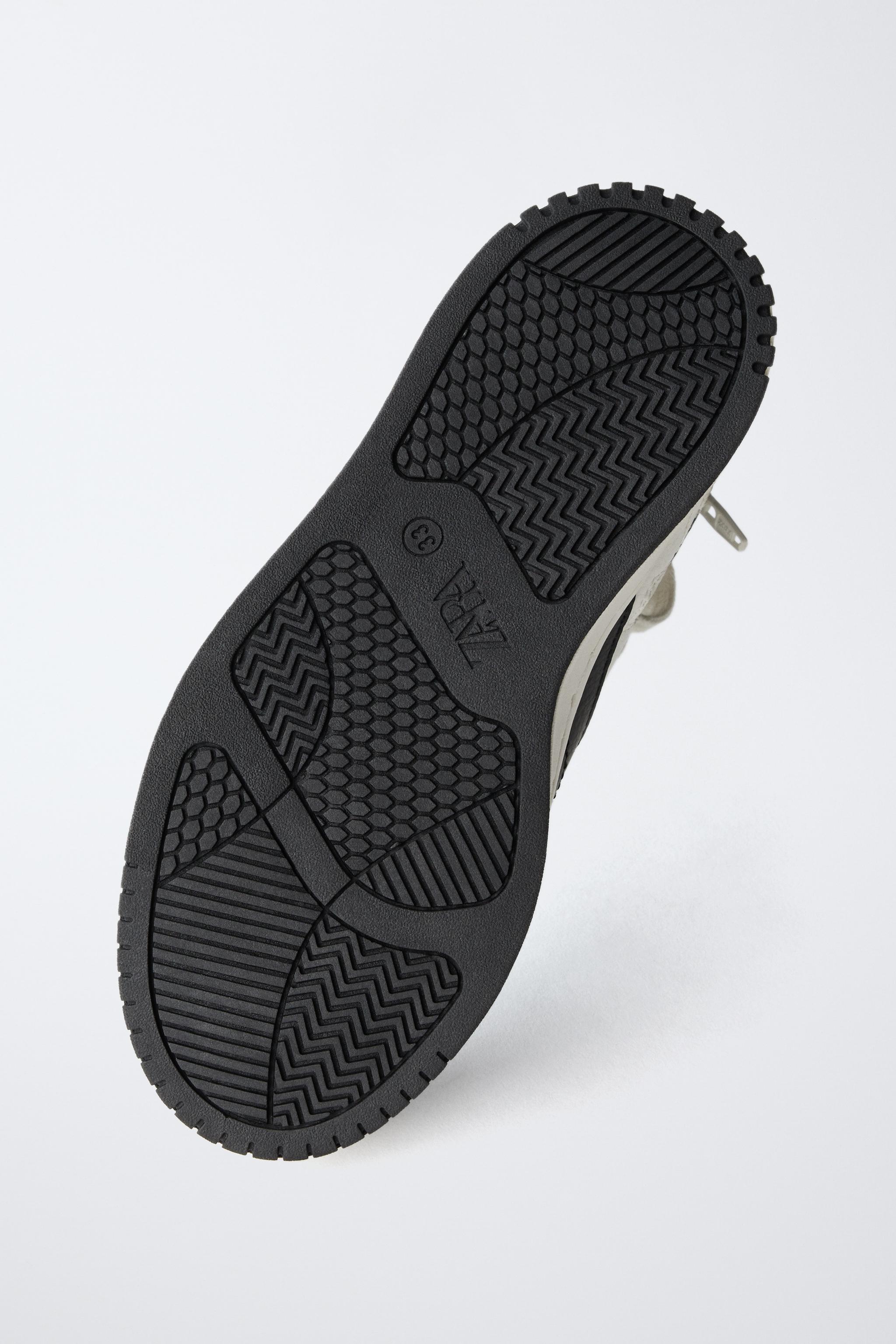 CONTRAST HIGH-TOP SNEAKERS