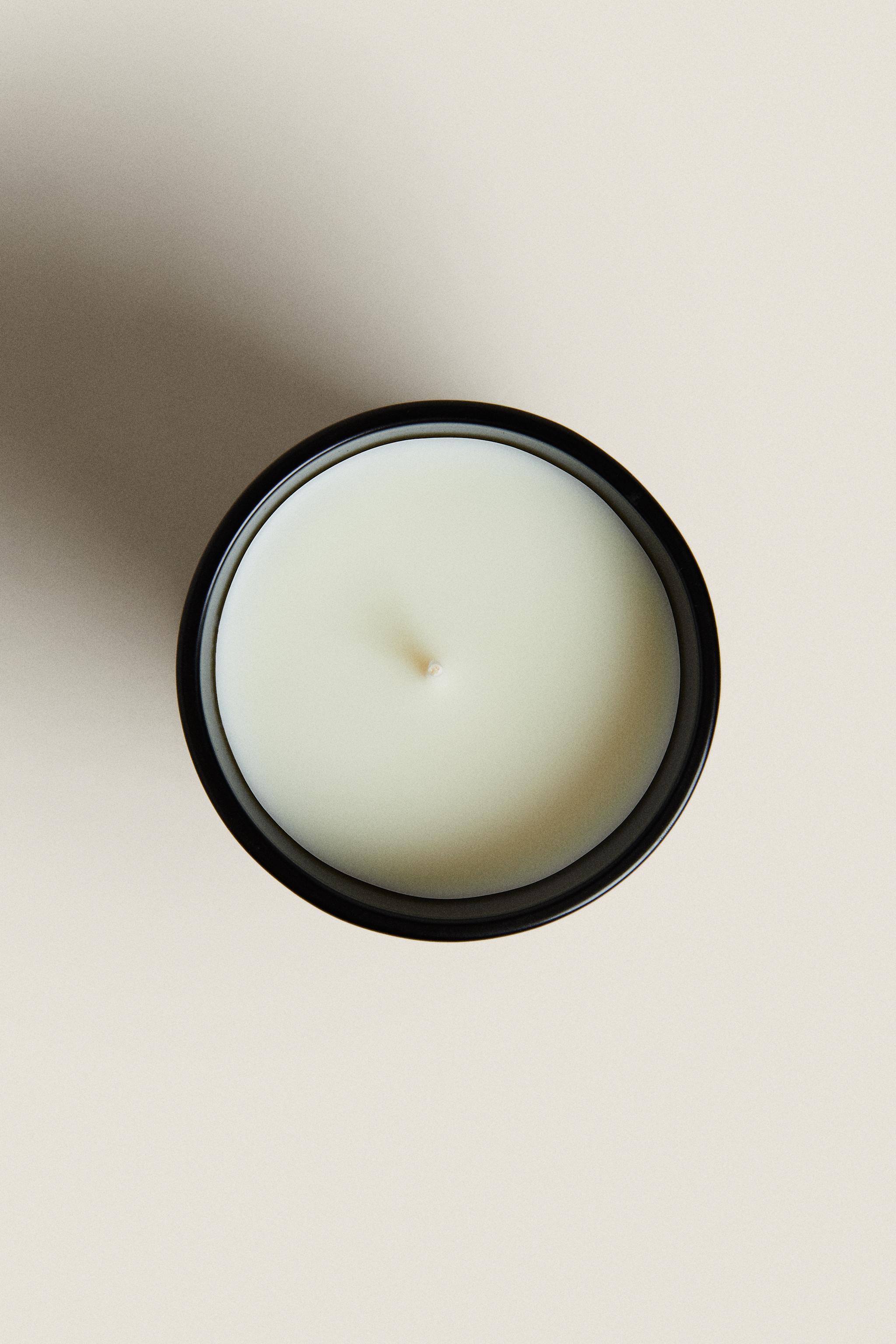 (350 G) CEDAR WOOD SCENTED CANDLE