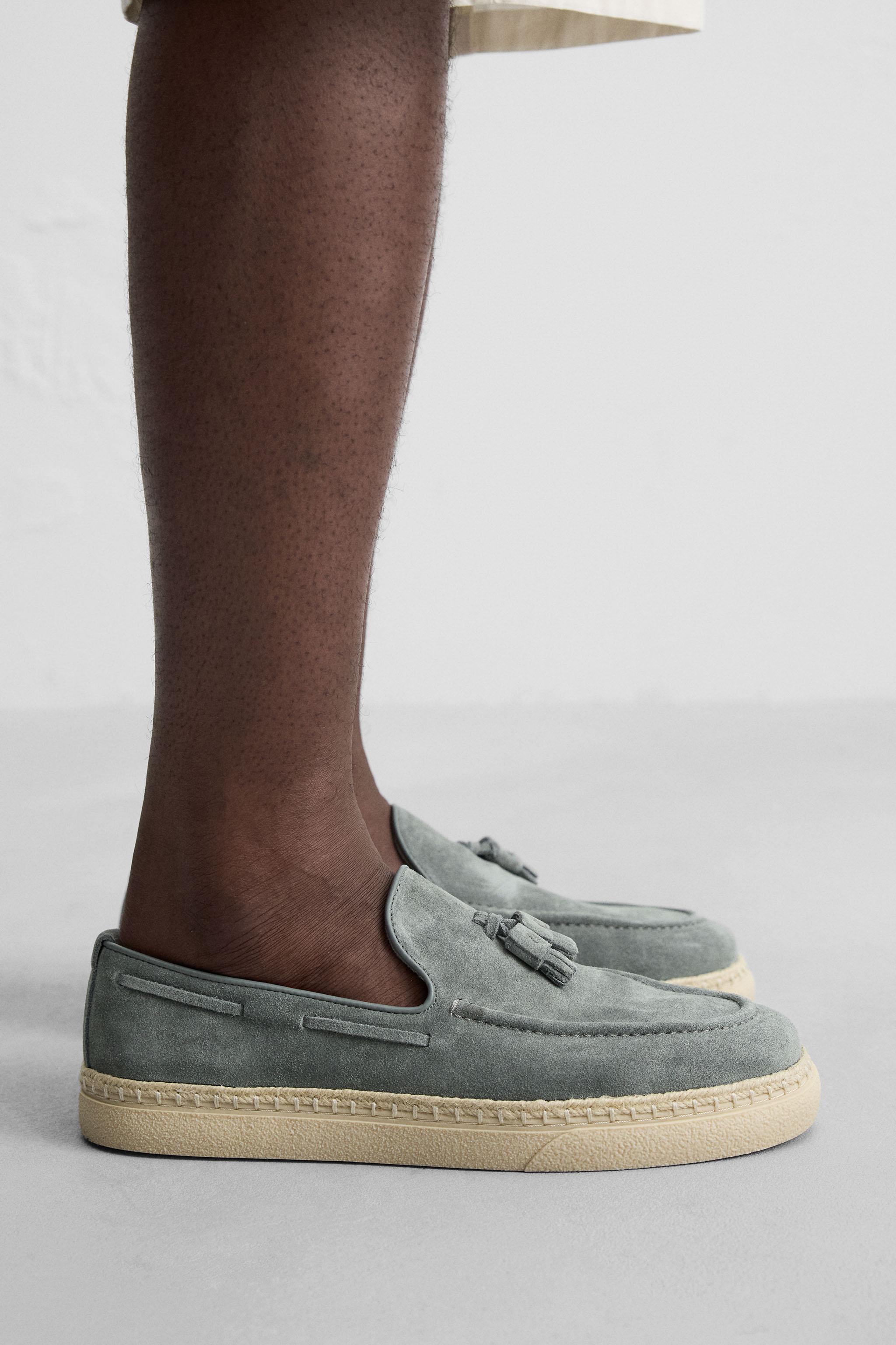 CASUAL LEATHER LOAFERS