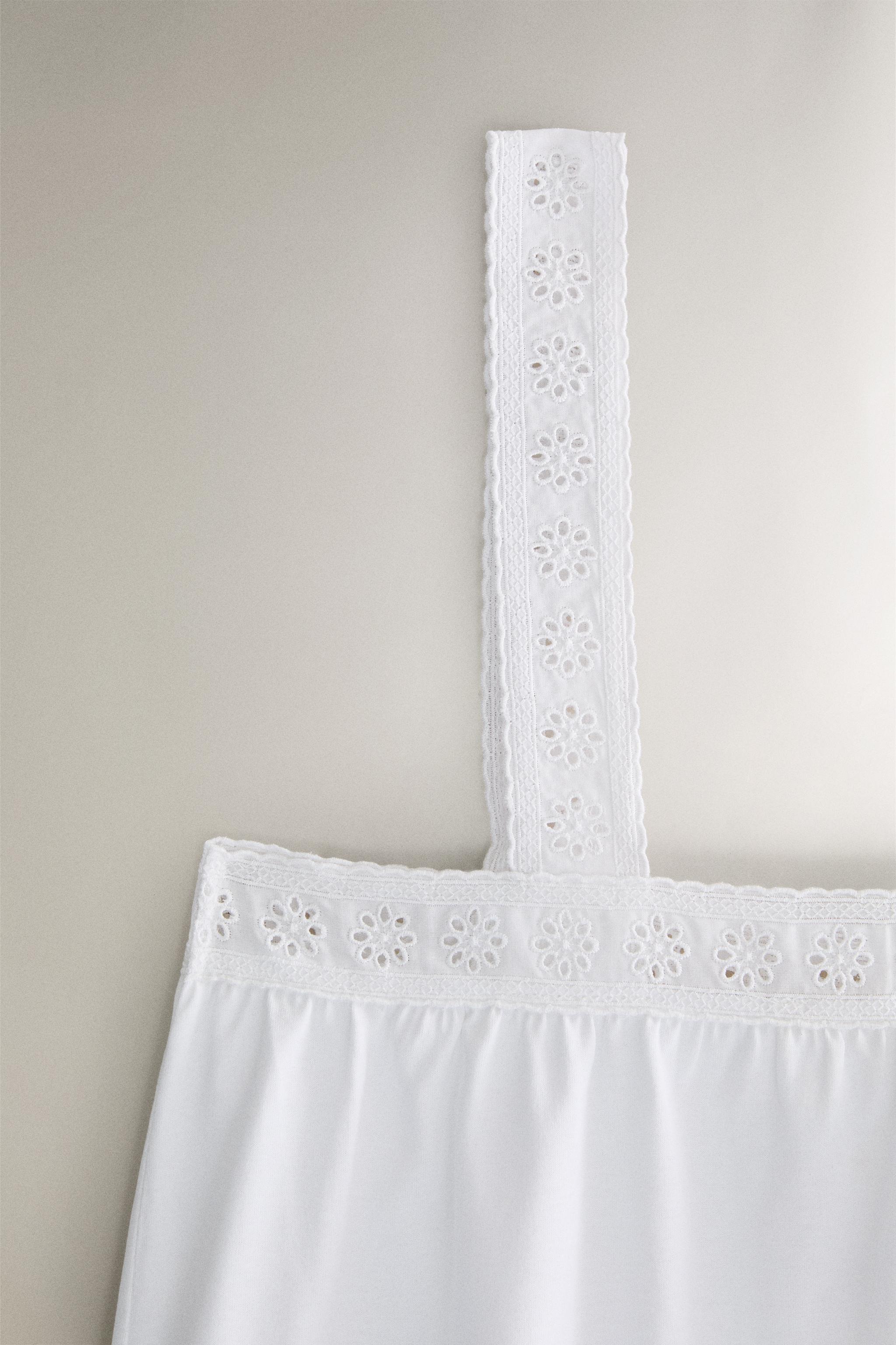 LACE COTTON TOP