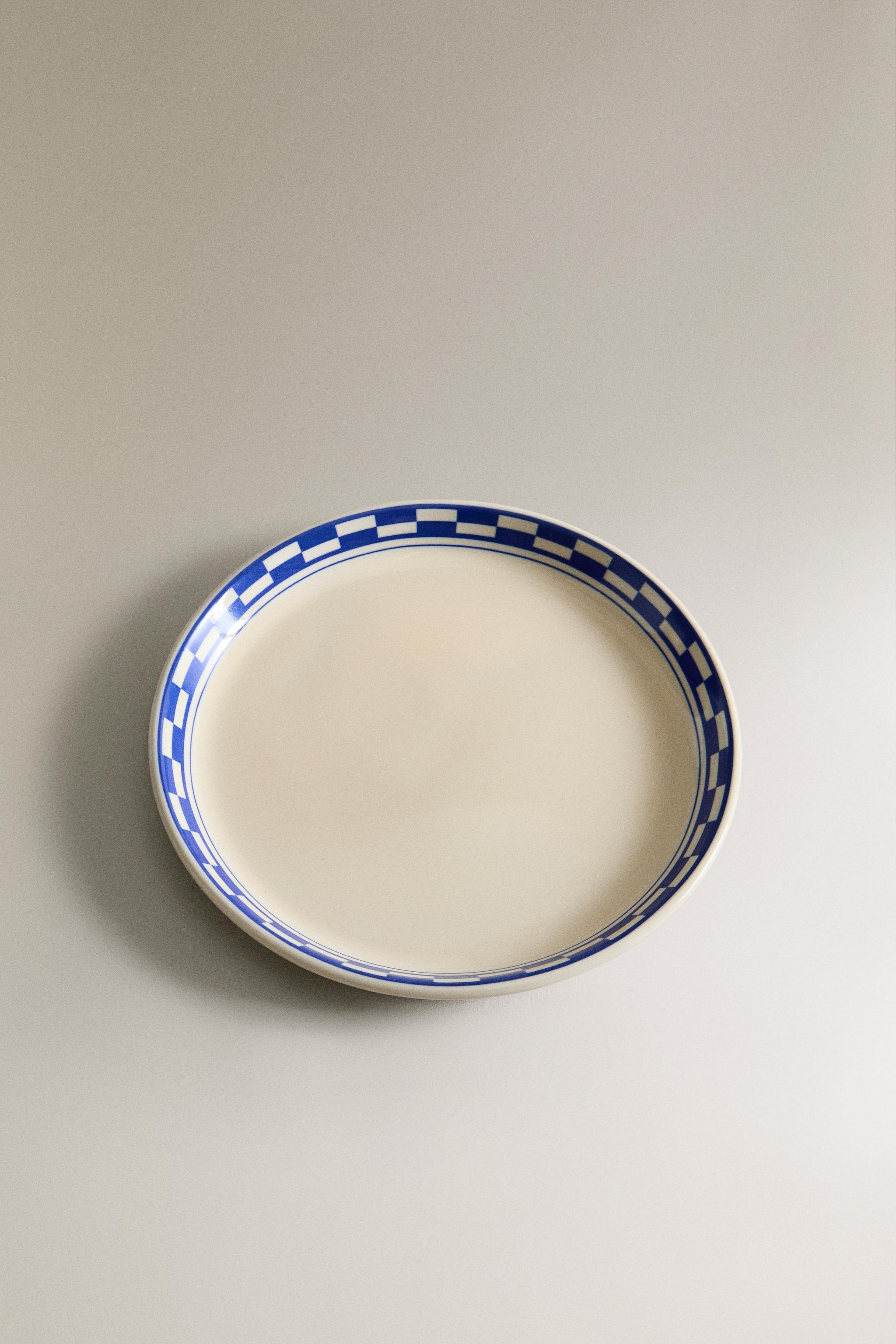 CERAMIC SIDE PLATE WITH CHECKED RIM
