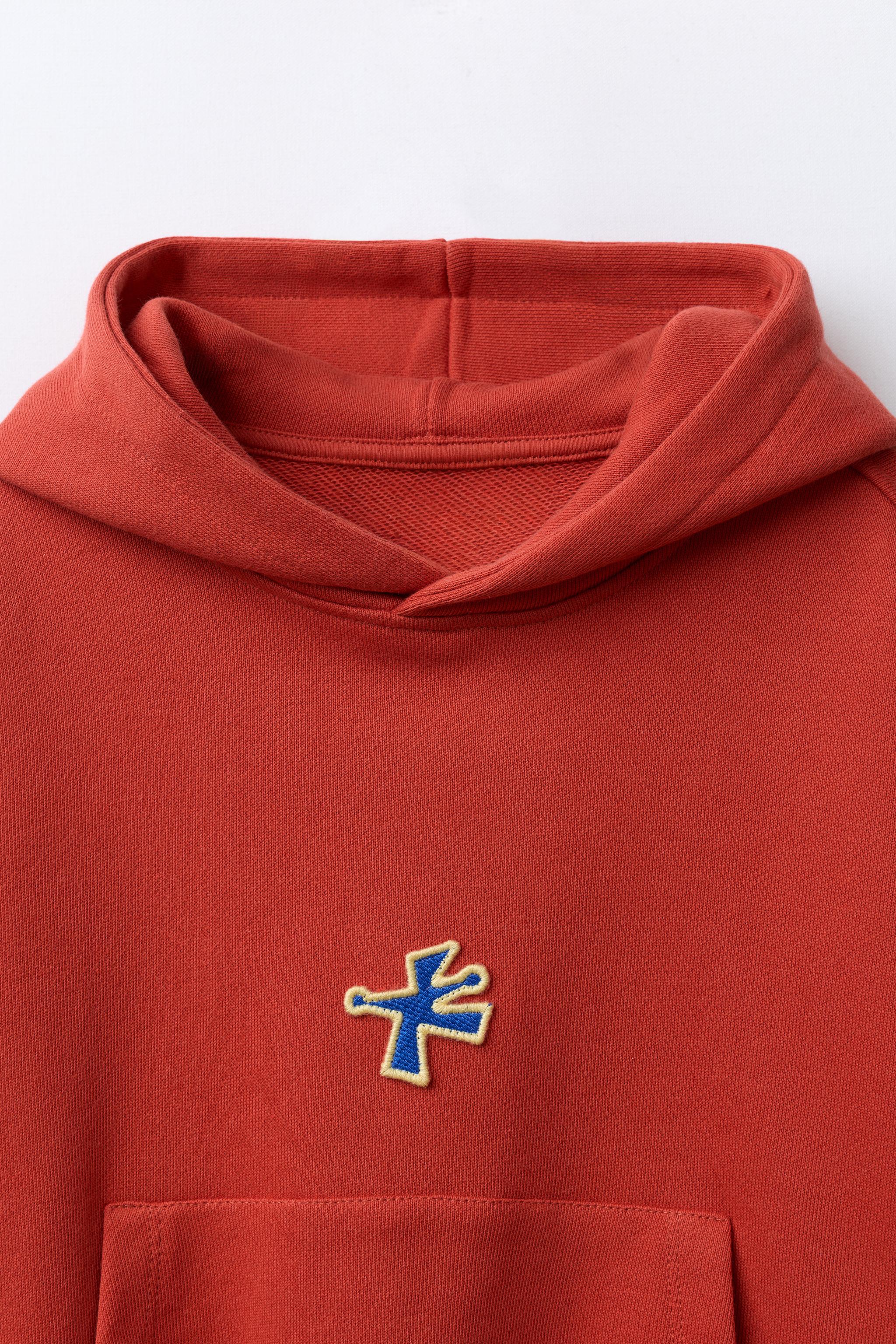 PATCH HOODIE SWEATSHIRT