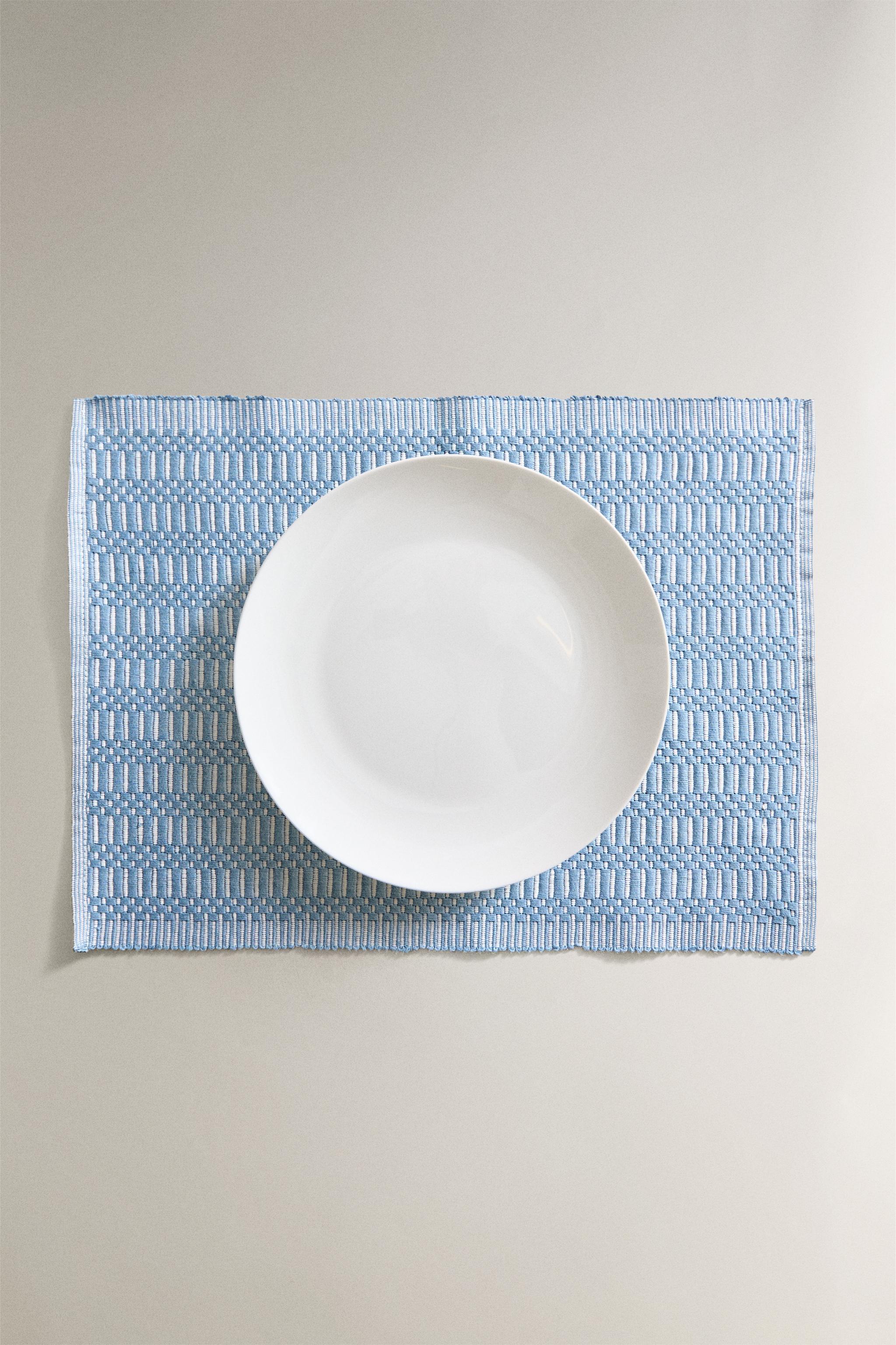 GEOMETRIC PLACEMAT (SET OF 2)
