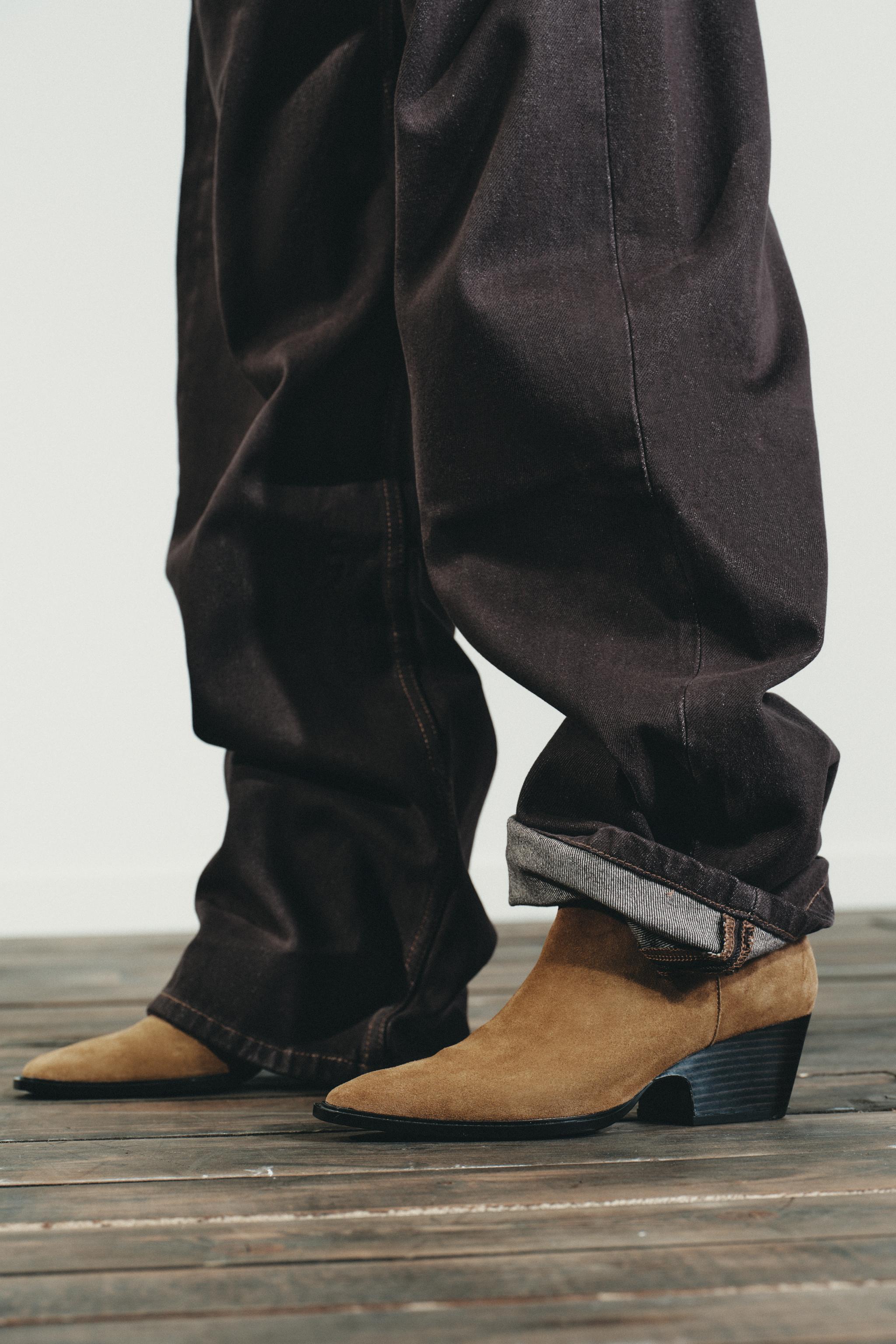 SPLIT LEATHER HEELED ANKLE BOOTS