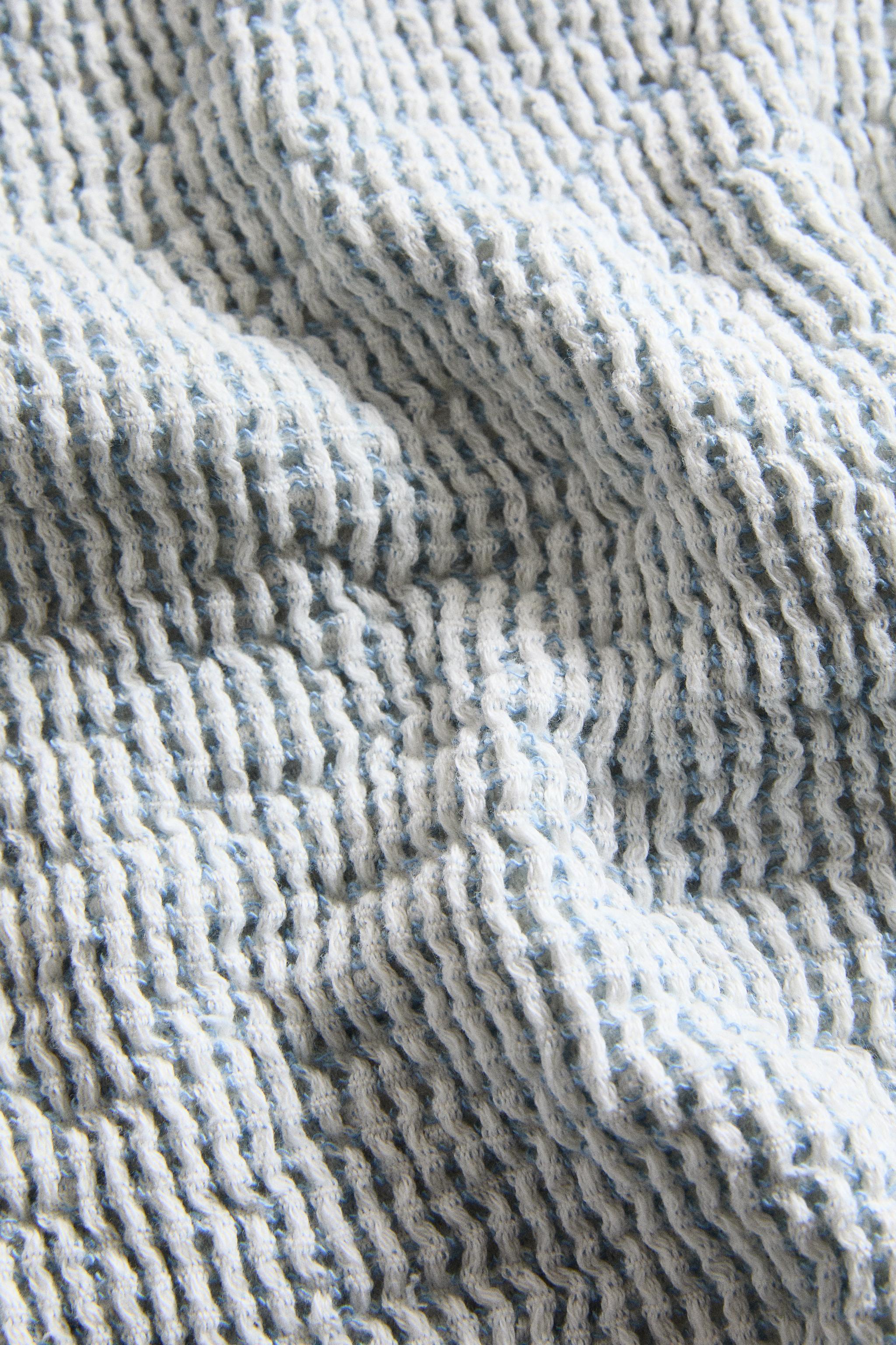 MINI WAFFLE-KNIT BATH TOWEL