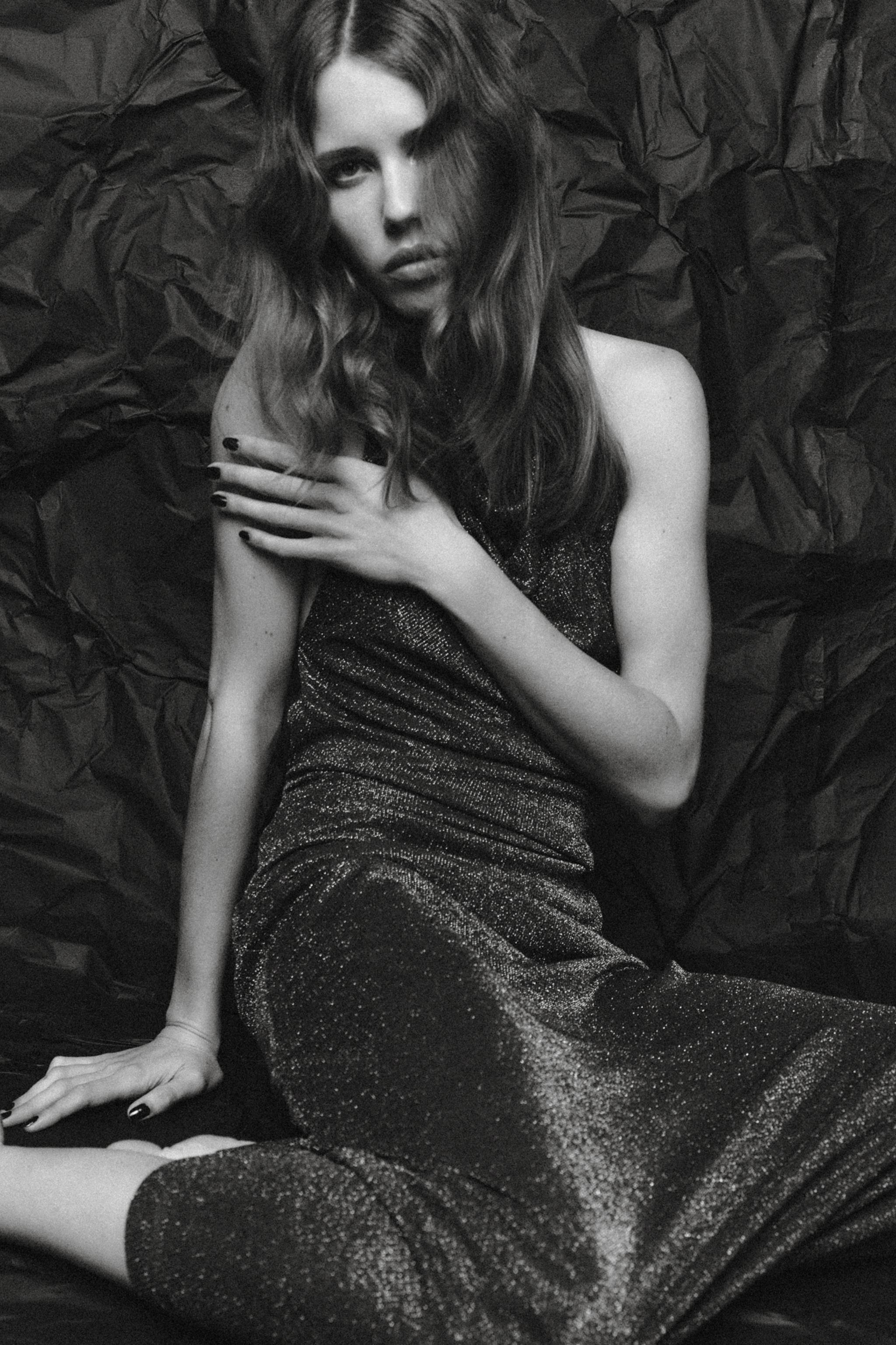 METALLIC THREAD OPEN BACK LONG DRESS