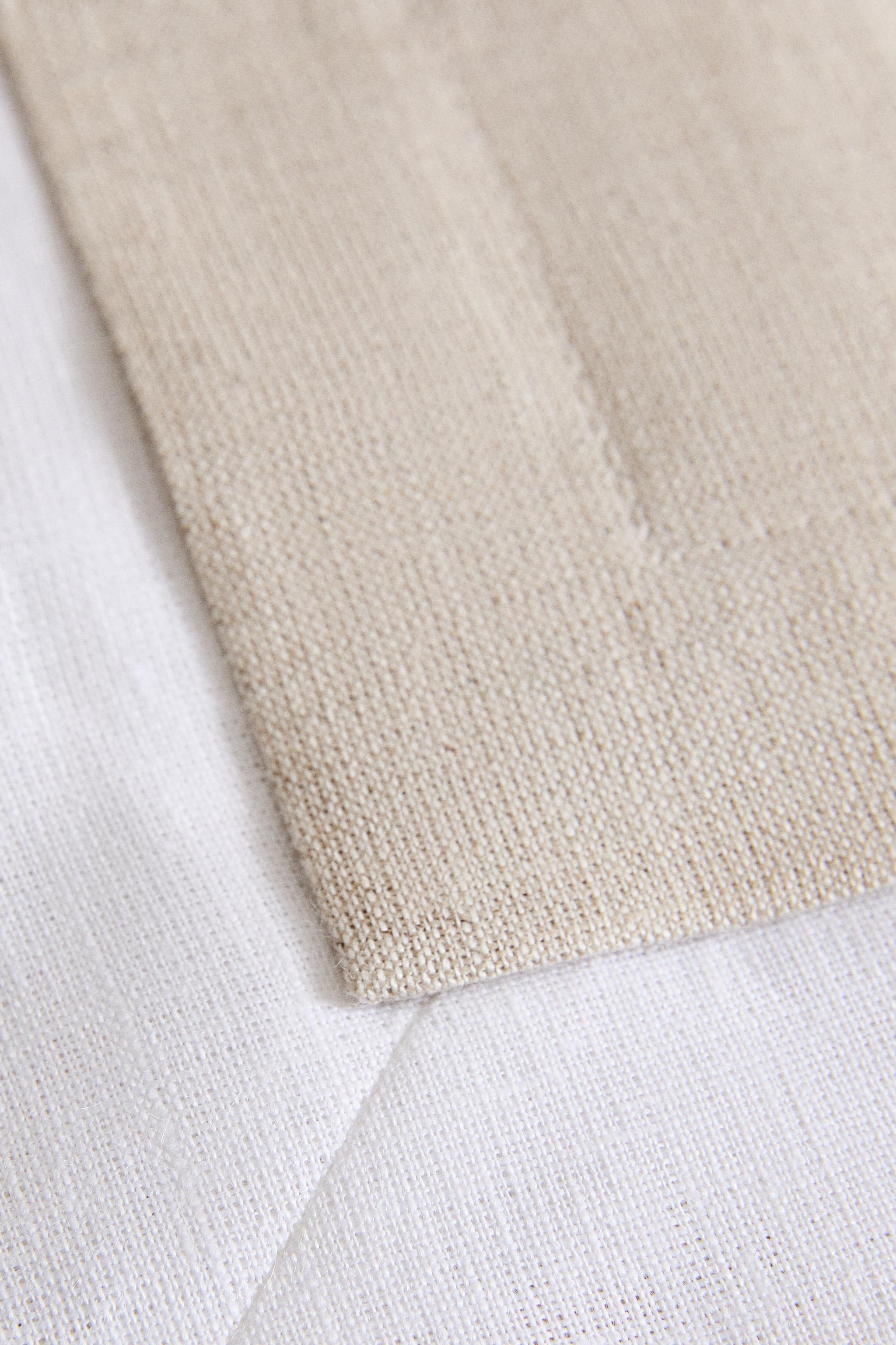 DOUBLE-LAYER PLACEMAT