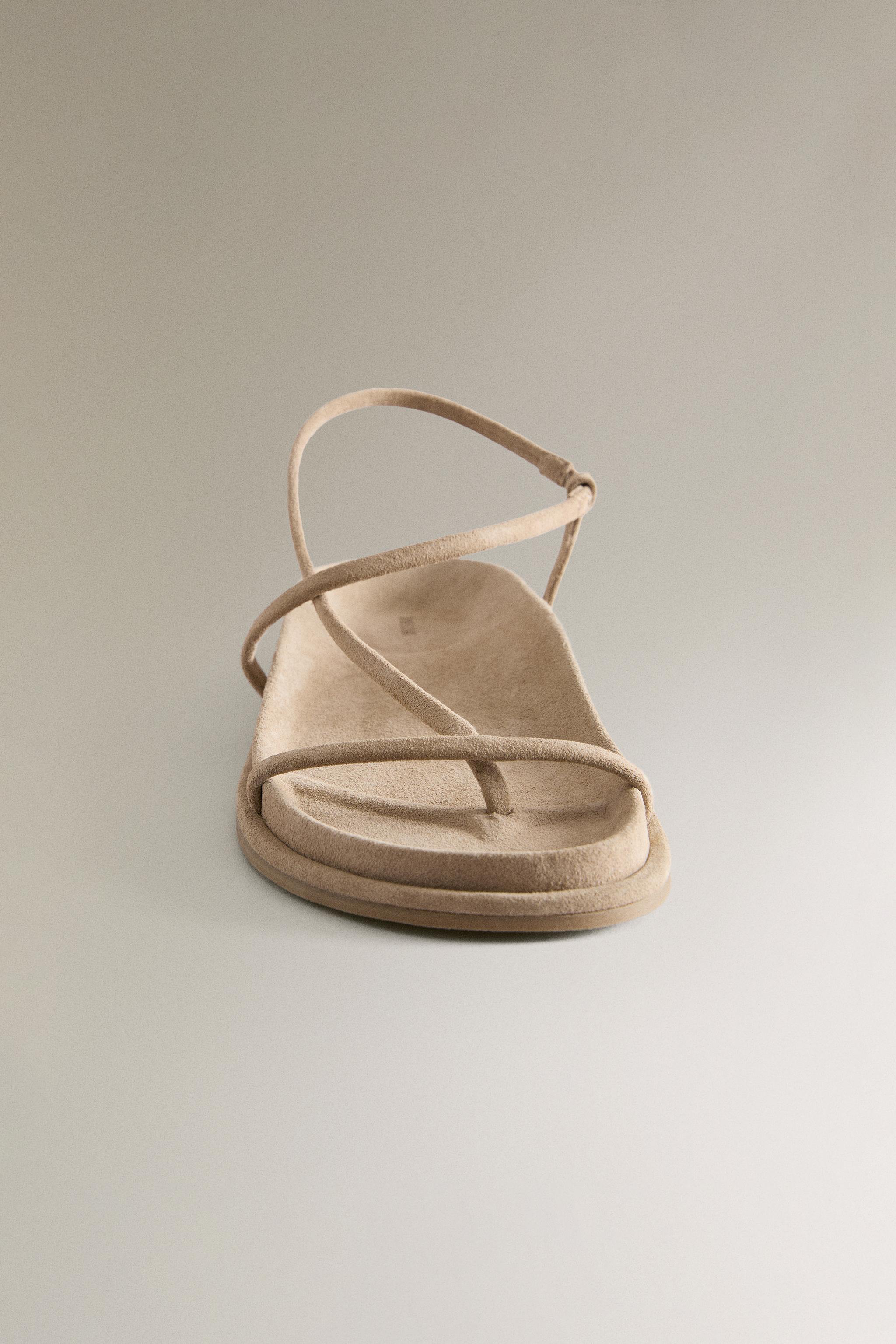 LEATHER SANDALS WITH STRAPS