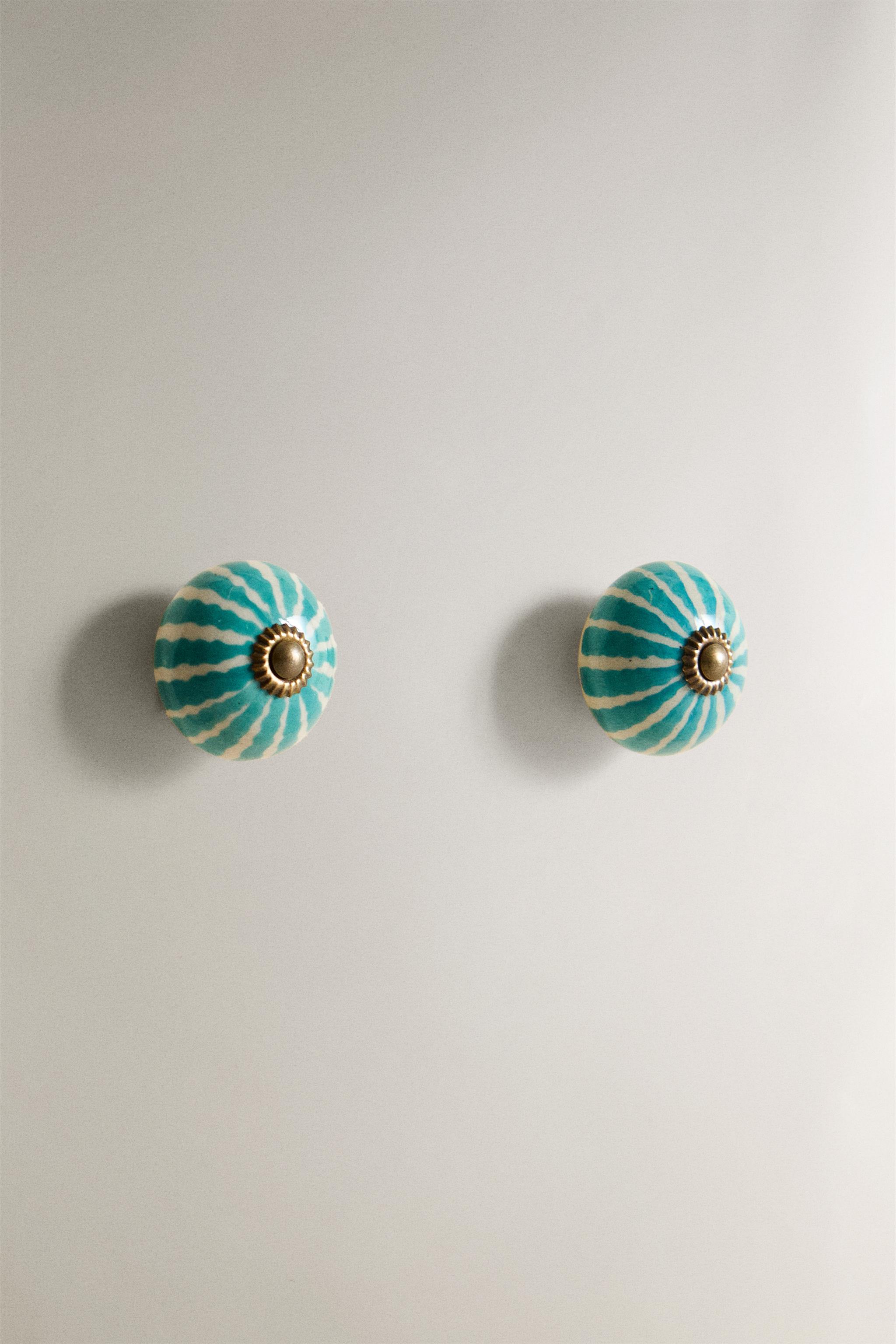 SET OF CERAMIC FLOWER KNOBS (SET OF 2)