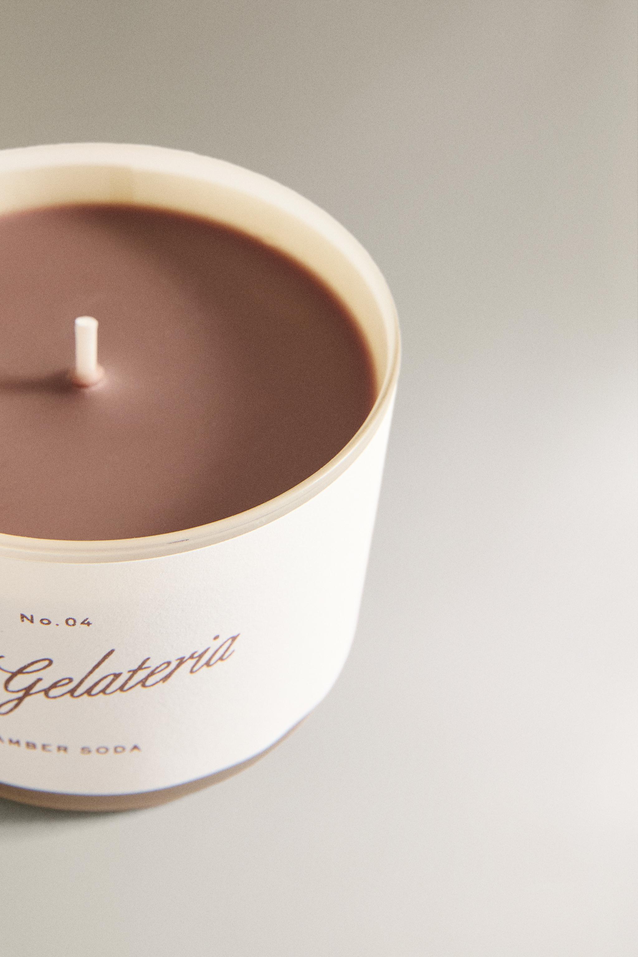 (150 G) AMBER SODA SCENTED CANDLE