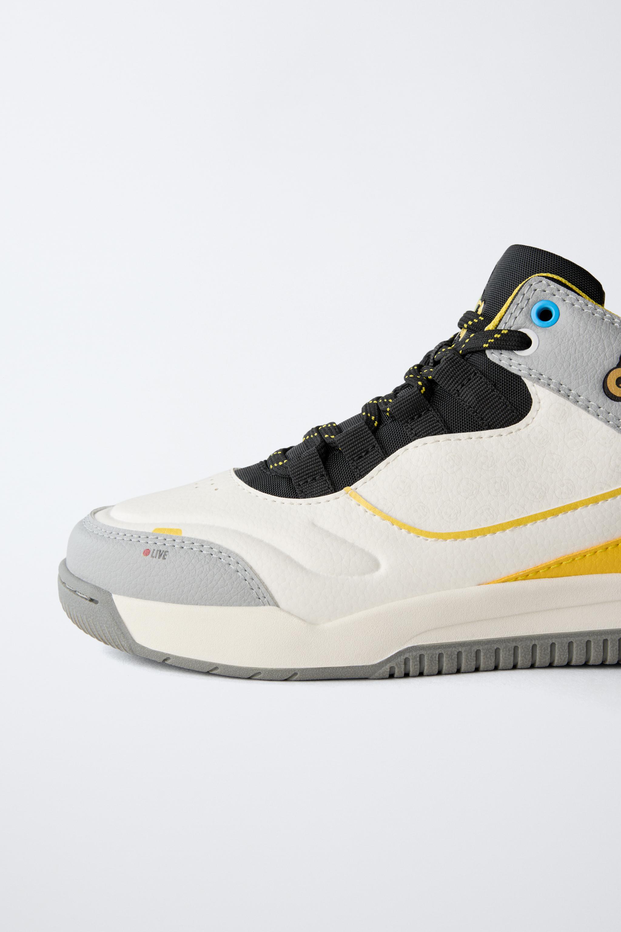 STUMBLE GUYS ™ © SCOPELY HIGH TOP SNEAKERS