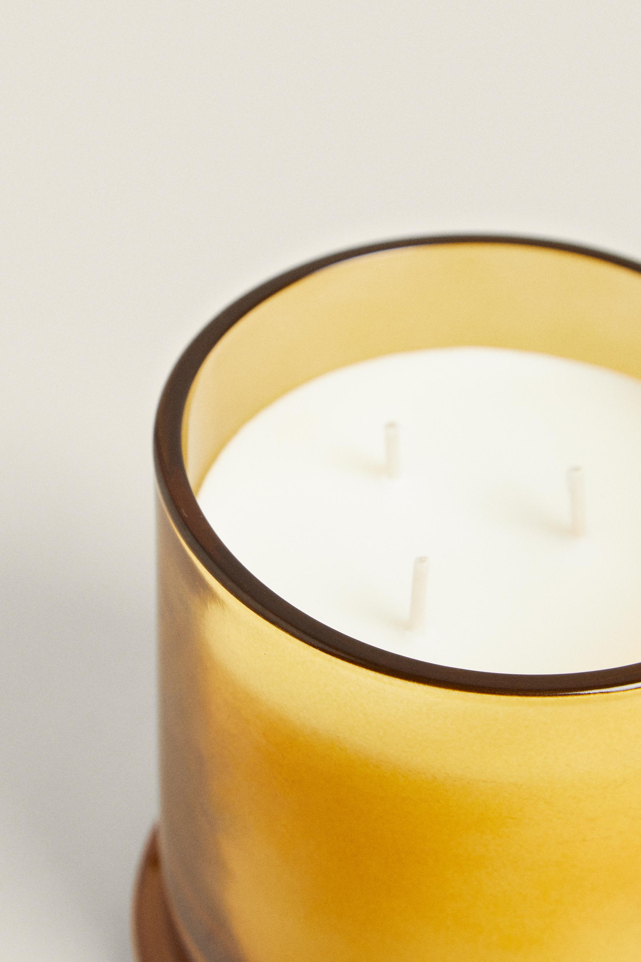 (500 G) WHITE LOTUS SCENTED CANDLE