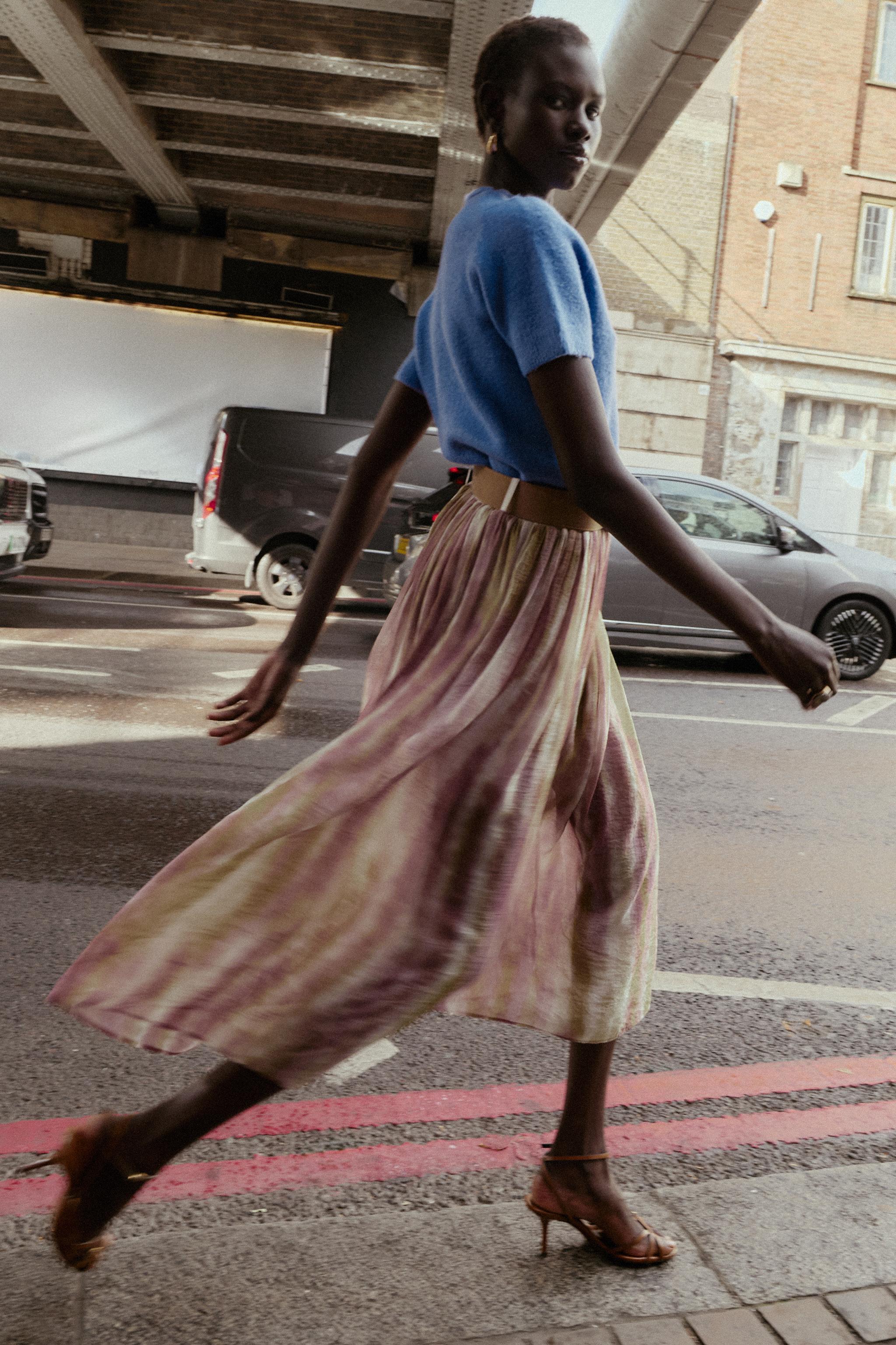 PRINTED MIDI SKIRT WITH BELT