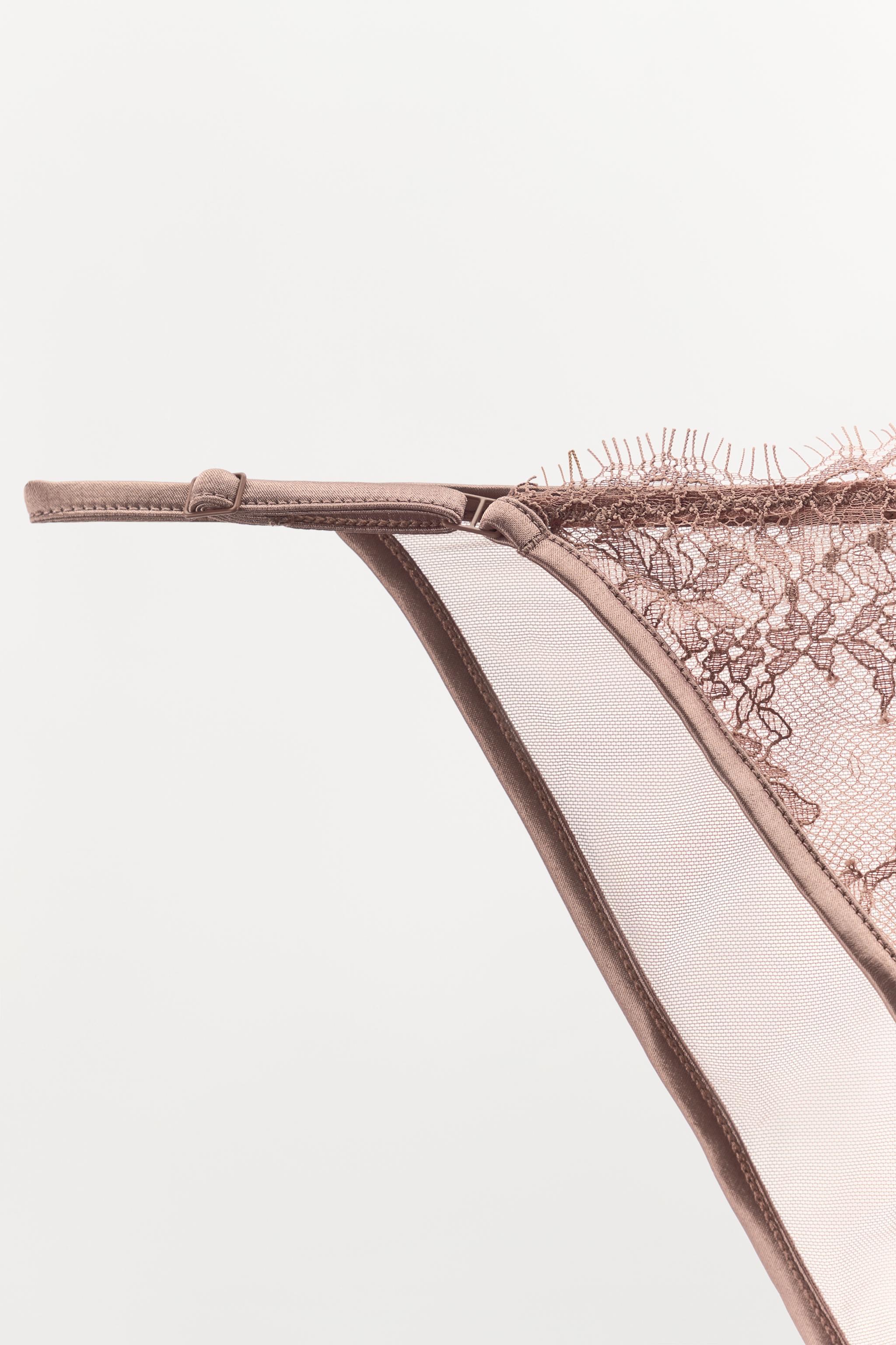 FLORAL EMBROIDERED LACE PANTIES