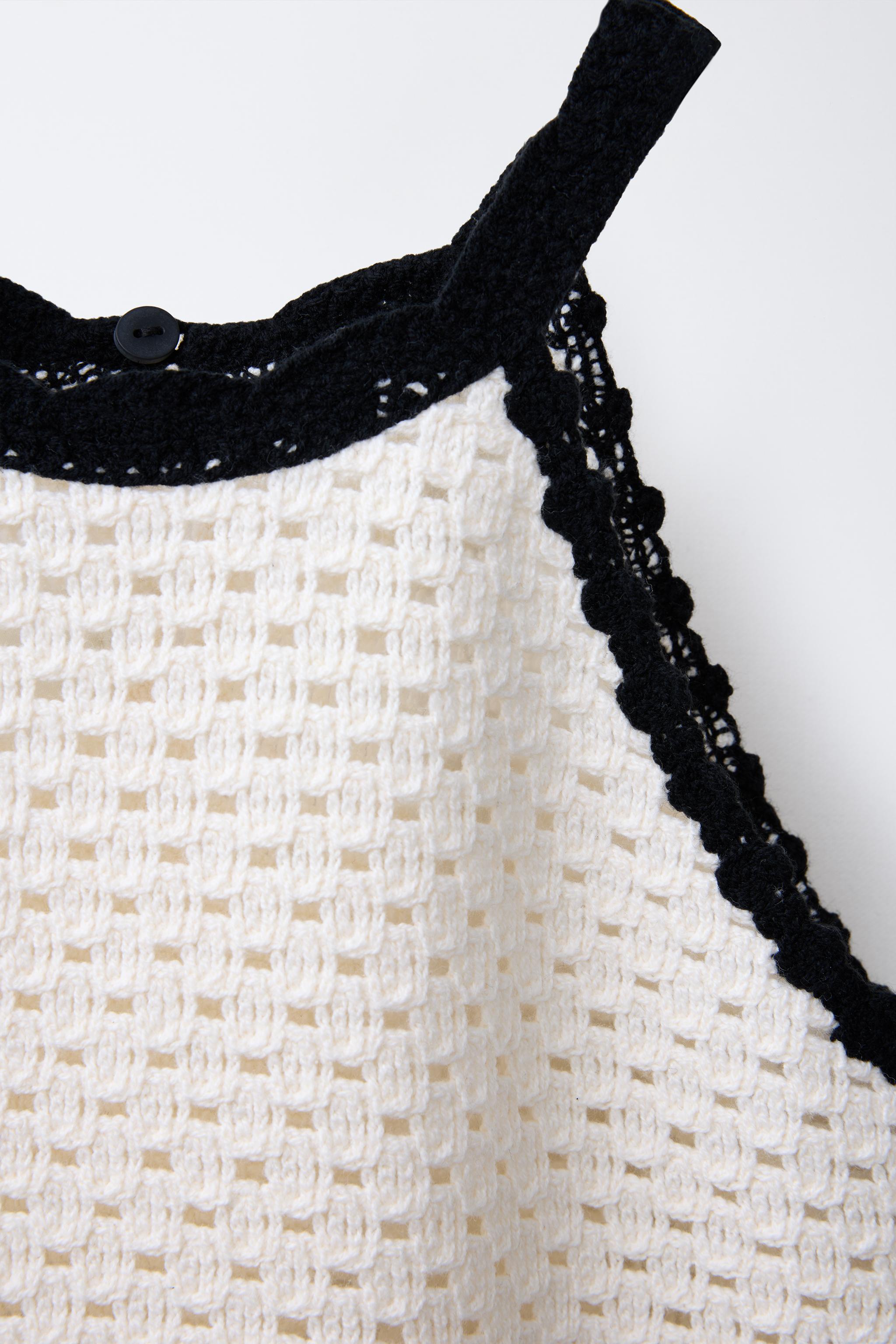 FLORAL HALTER NECK CROCHET KNIT TOP