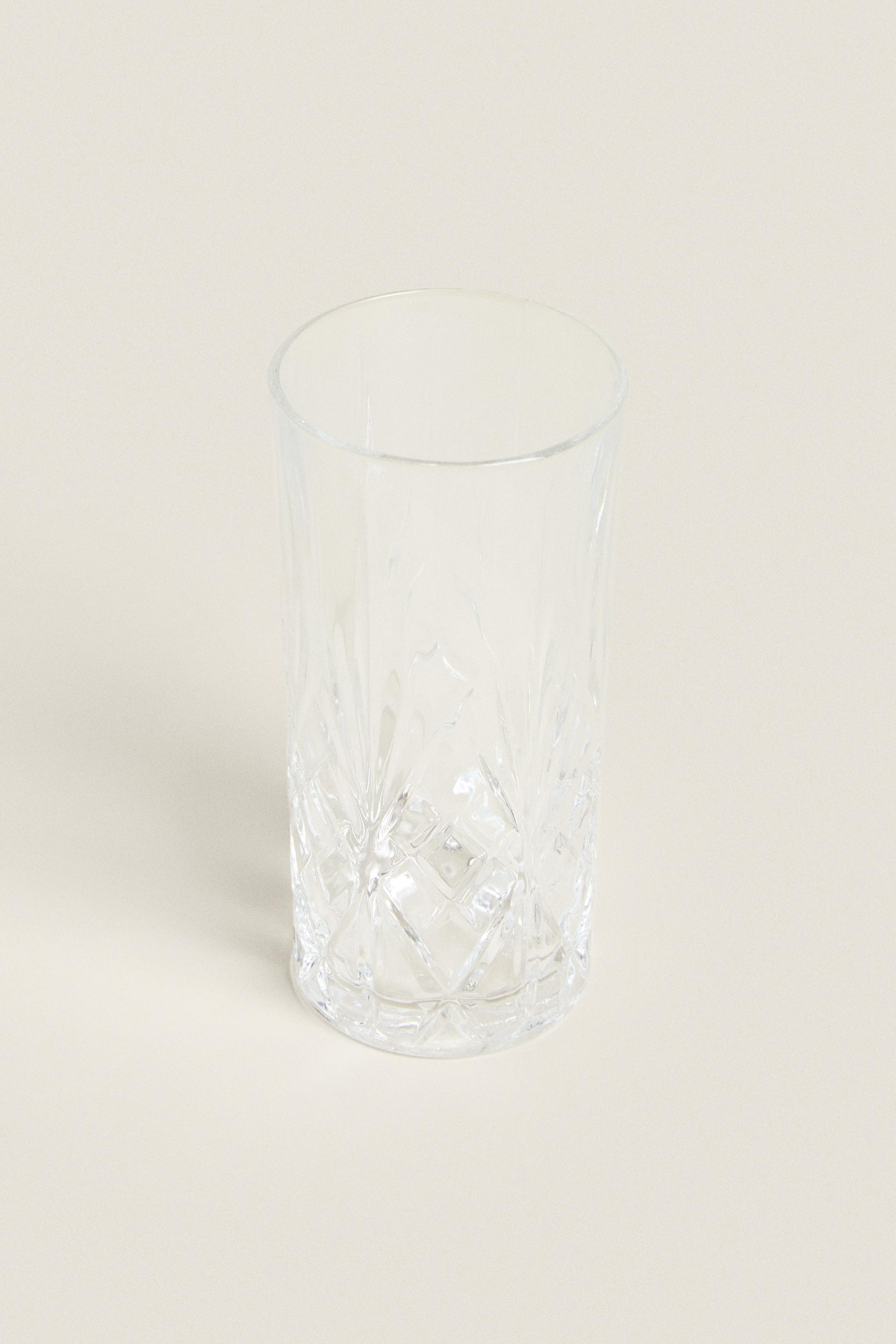 TALL TUMBLER WITH RAISED DESIGN