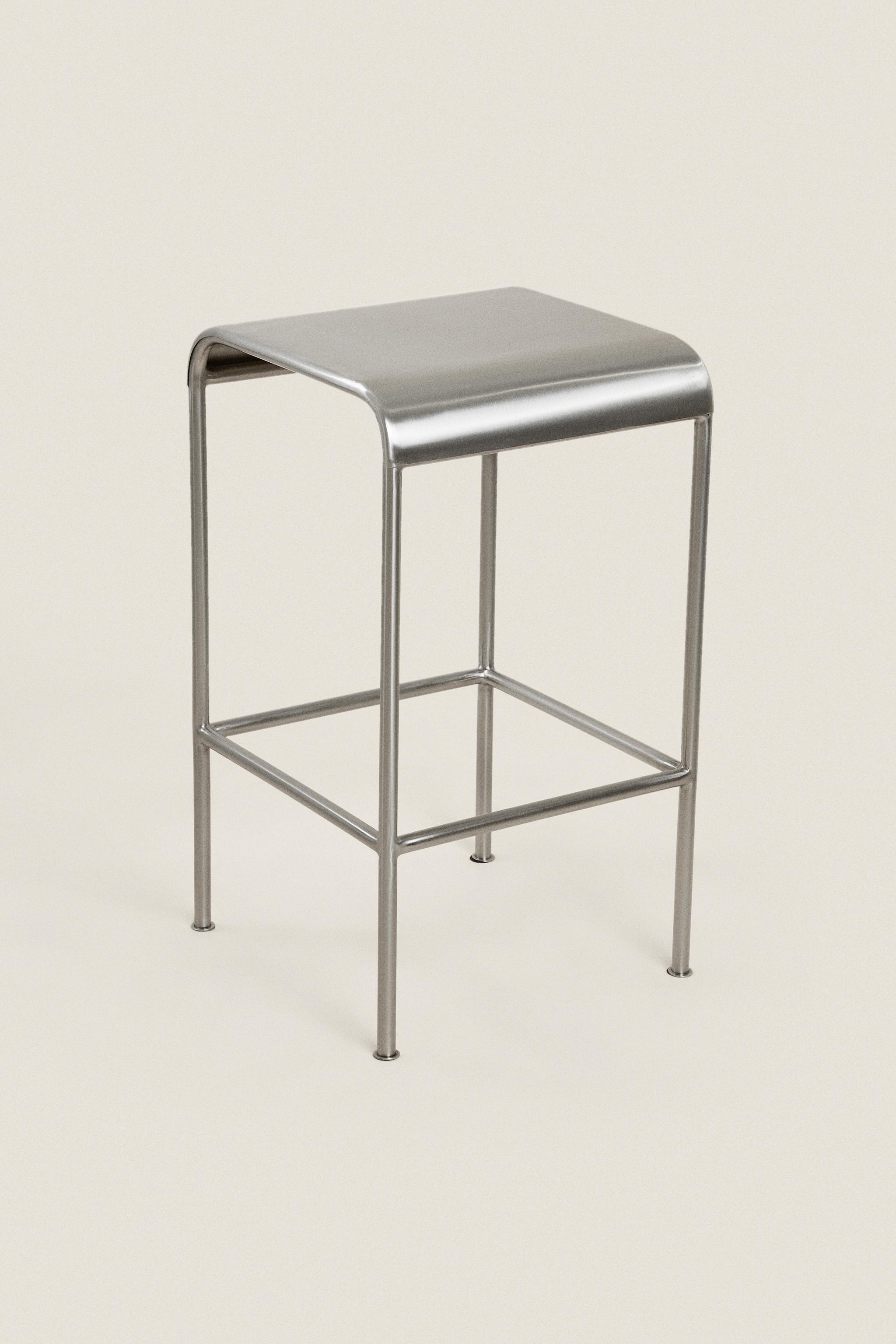 STEEL BAR STOOL