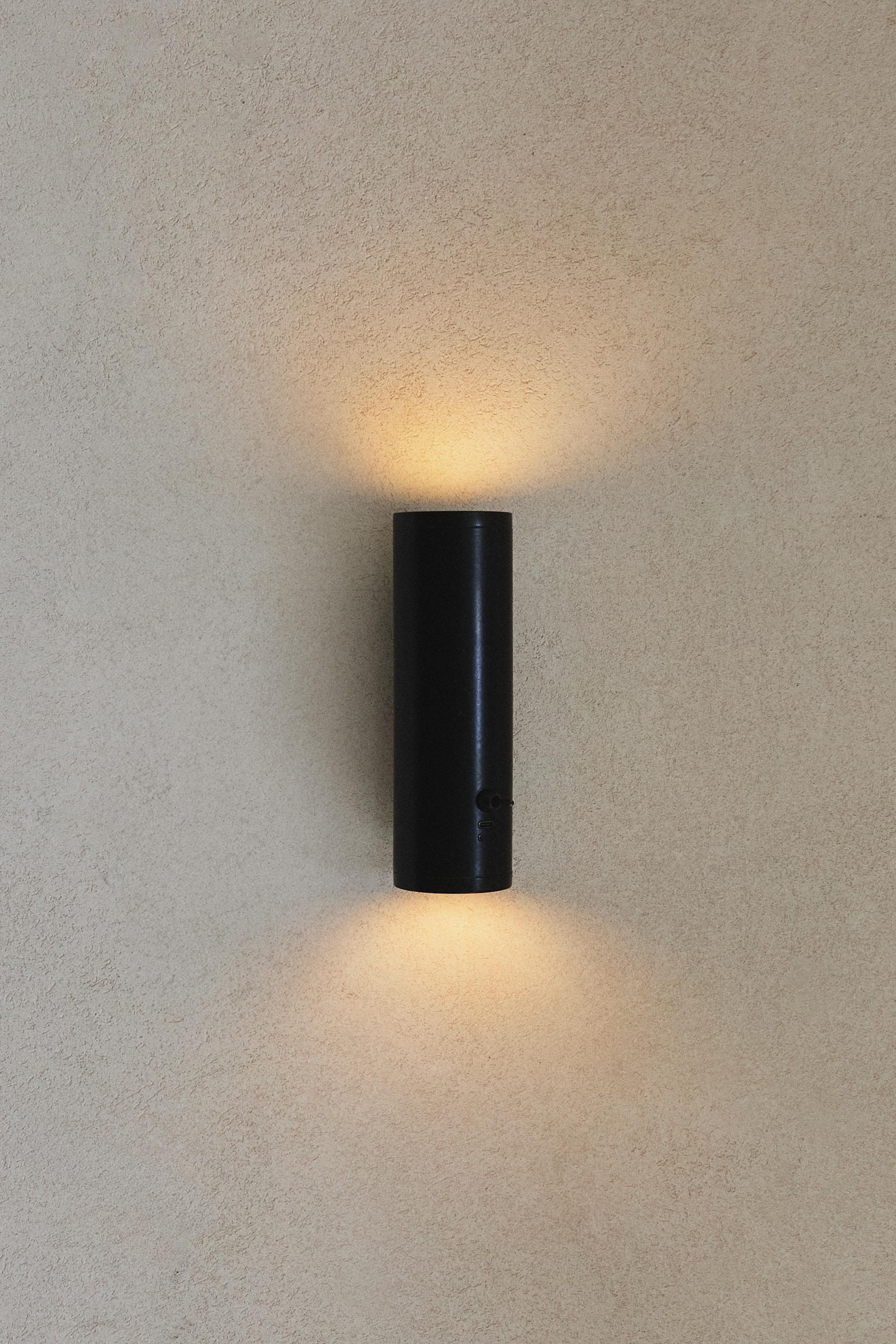 LAMP | MAGNETIC SPOTLIGHT