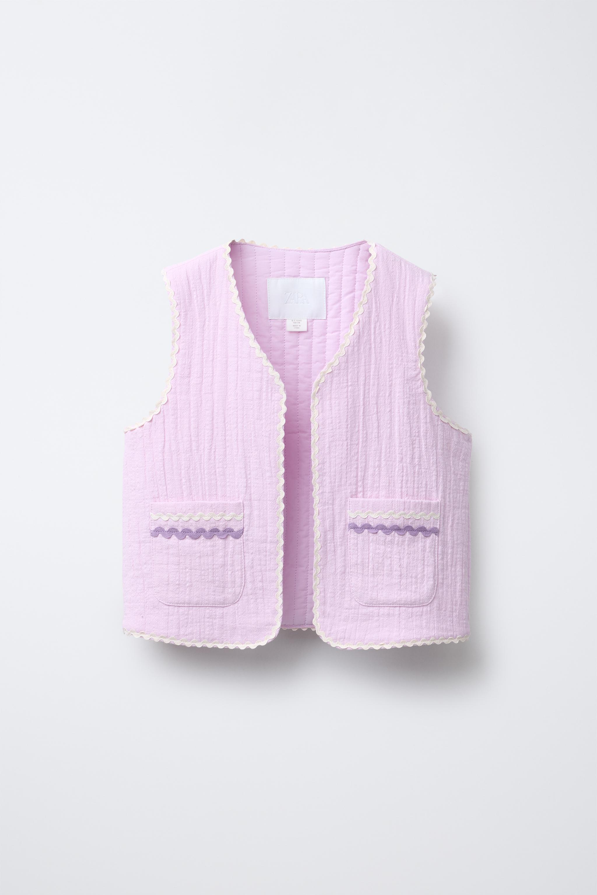 WAVY TEXTURED VEST