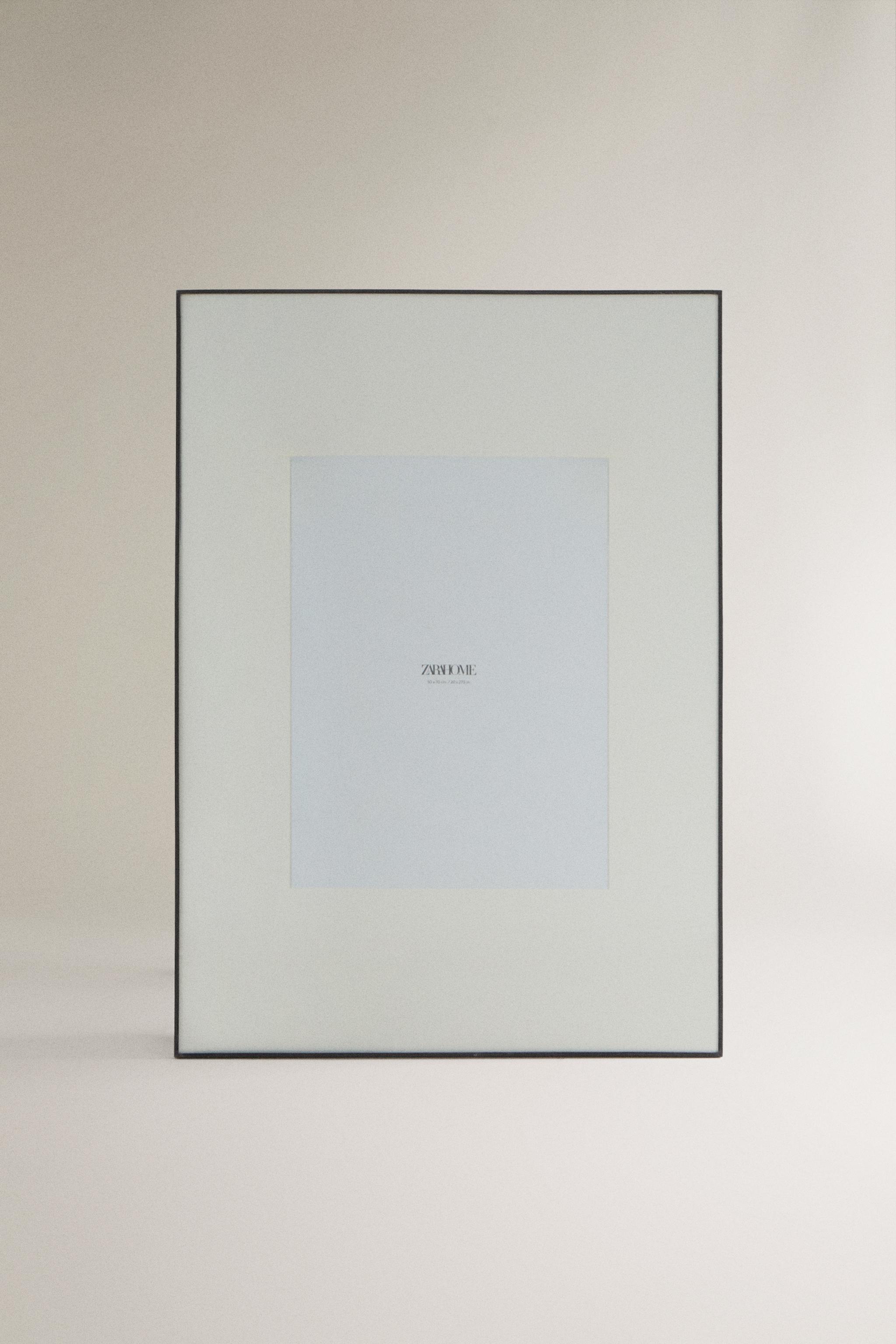 XL PICTURE FRAME WITH METAL BORDER