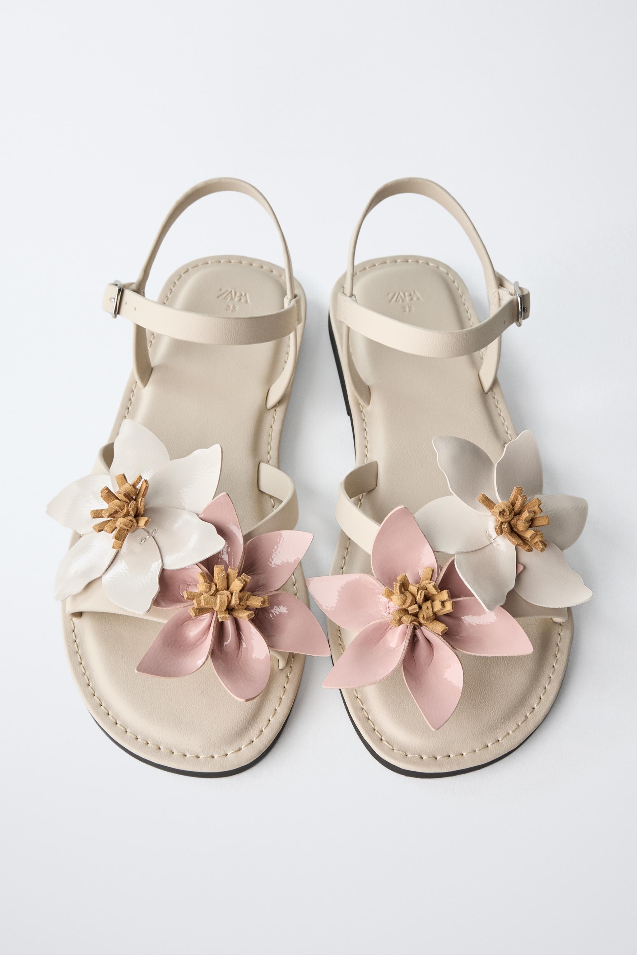 3D FLOWER SANDALS