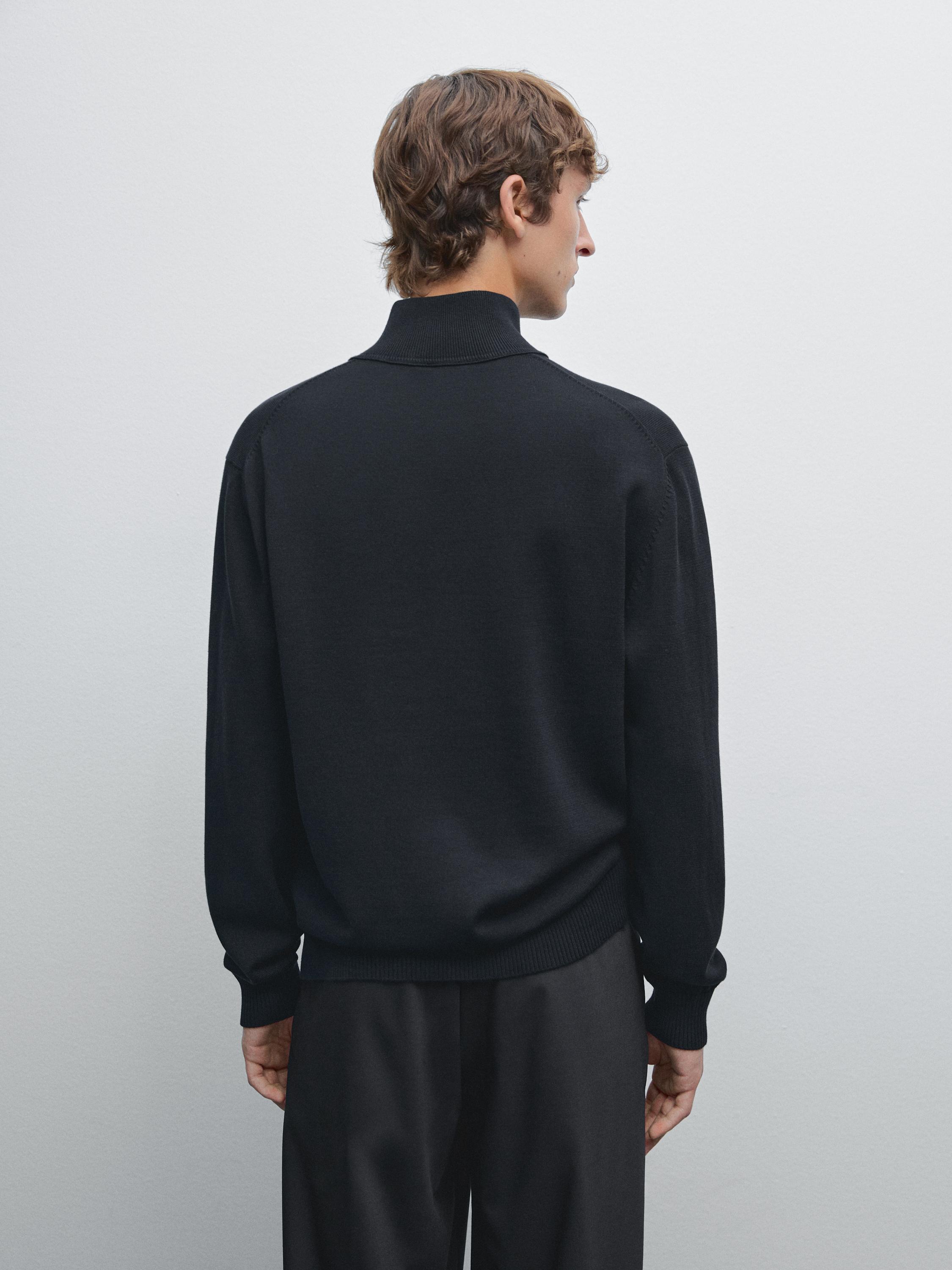 Mock neck knit sweater with zip