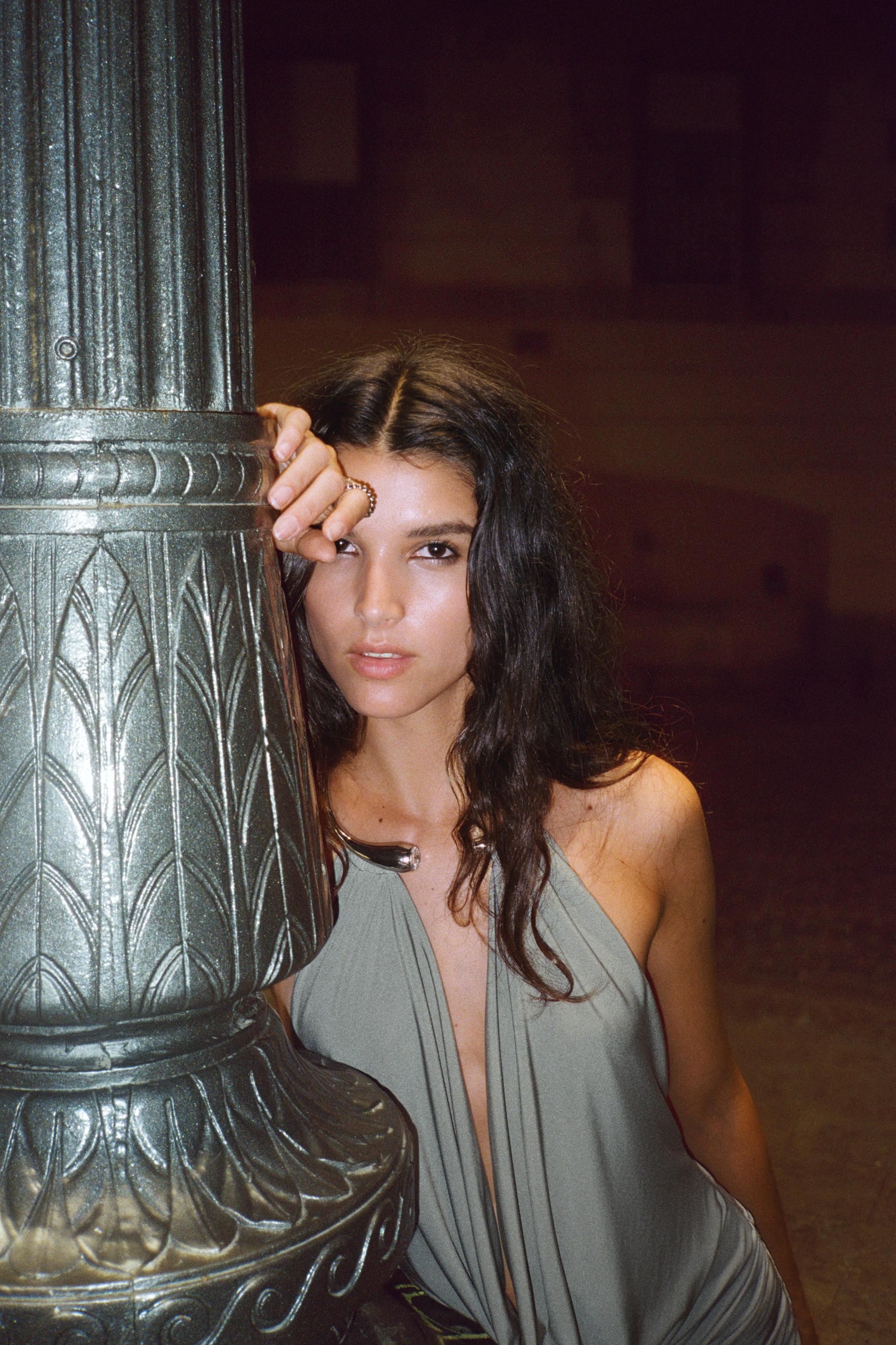 LONG DRESS WITH JEWEL COLLAR