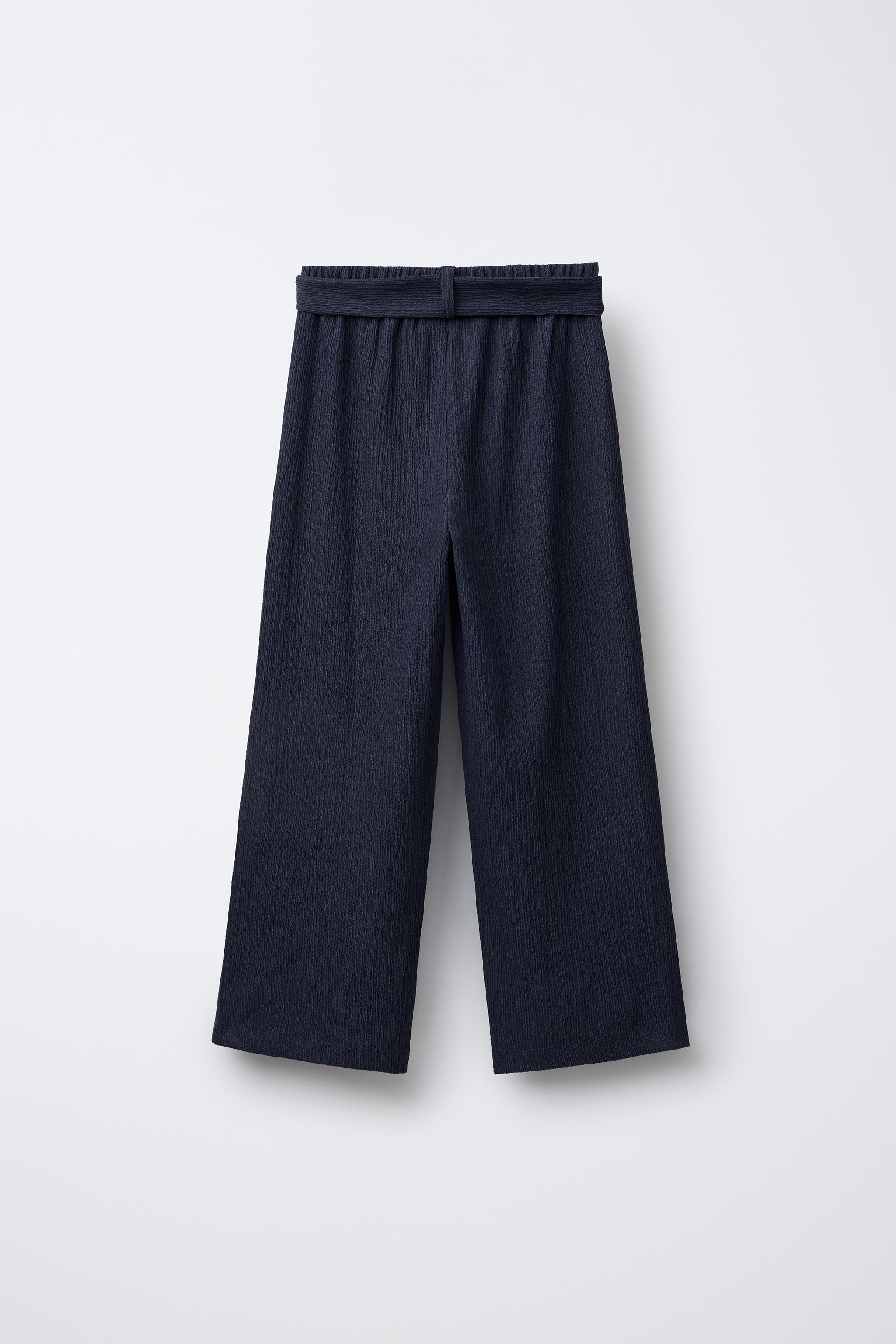 TEXTURED WIDE LEG BELTED PANTS